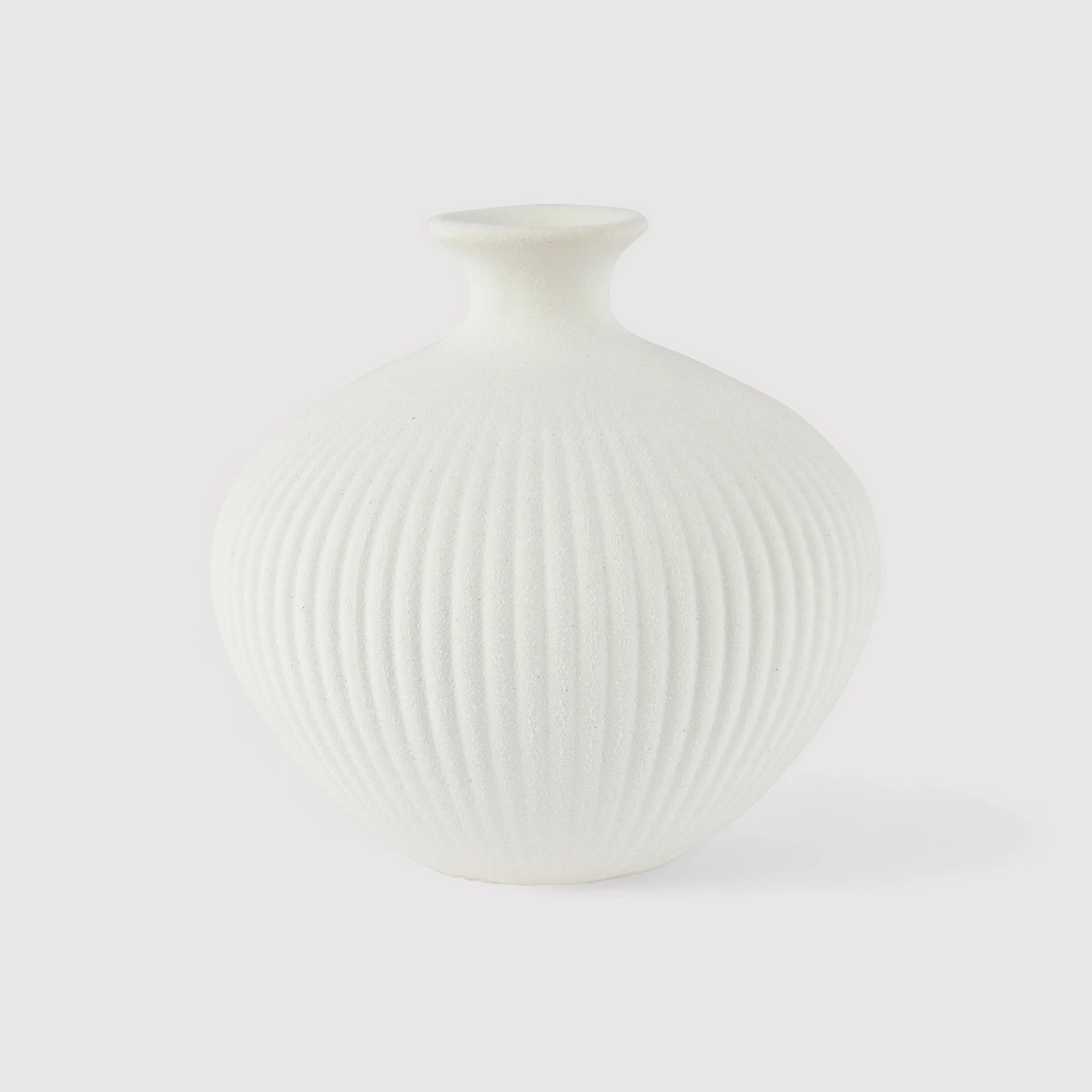 Cempaka - Vaso decorativo a forma di giara in gres bianco