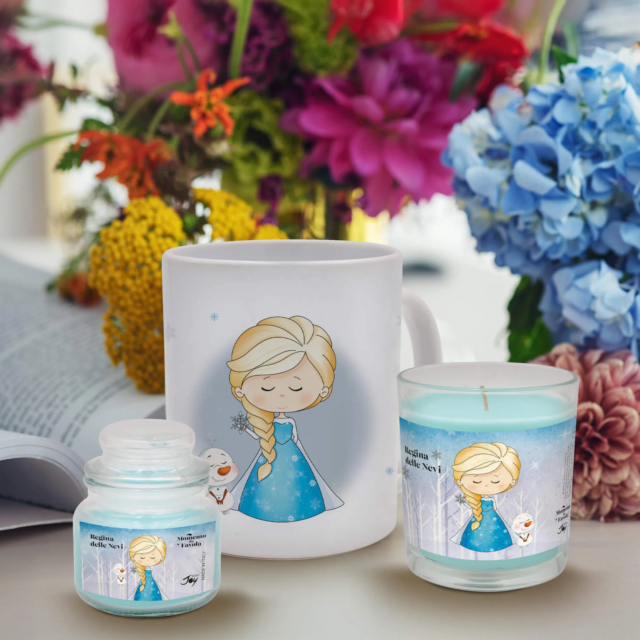 Set tazza tema "Regina delle nevi" e 2 candele profumate fragranza relax