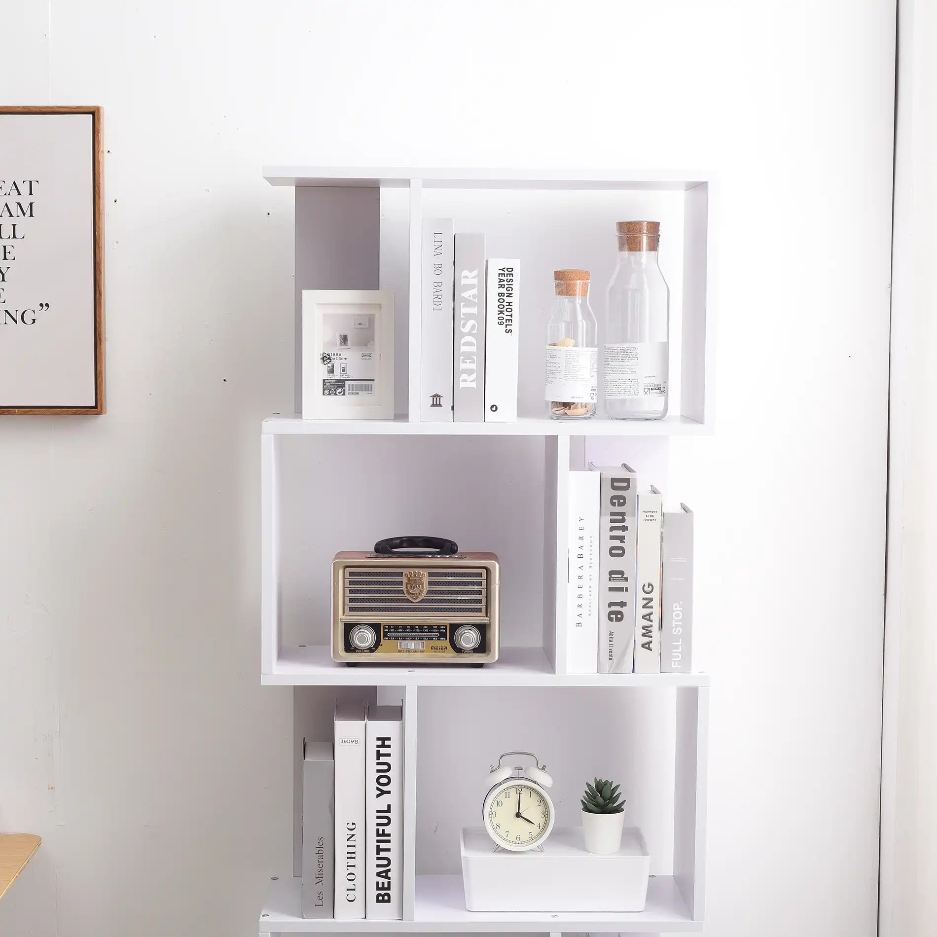 Ivy - Libreria bianca alta e stretta in stile moderno