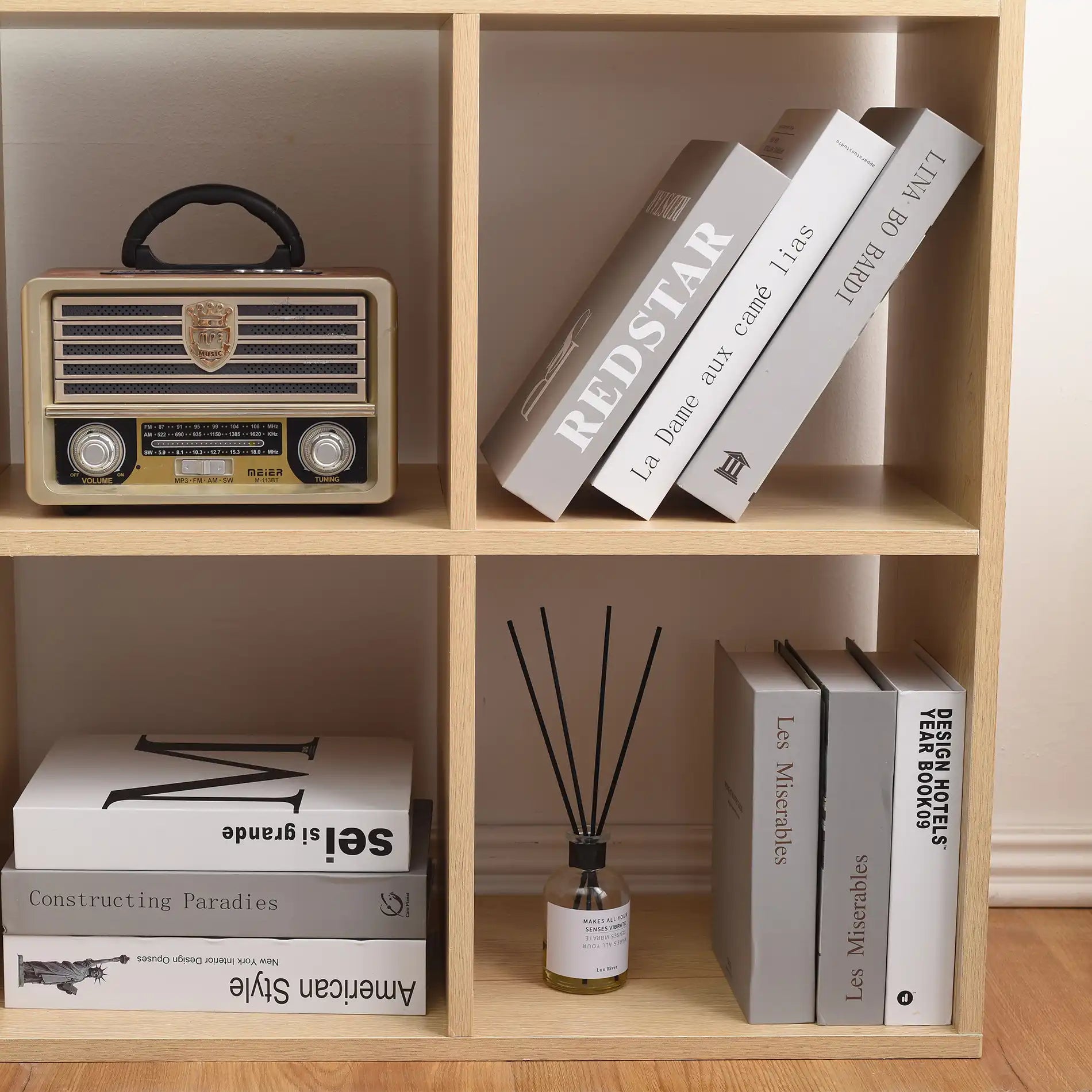 Scindapso - Mobile libreria a scala rovere chiaro