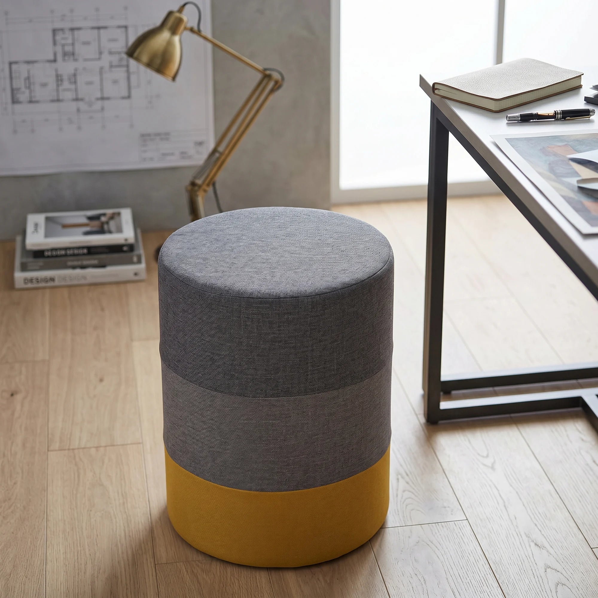 Telopea - Pouf tondo imbottito grigio e giallo