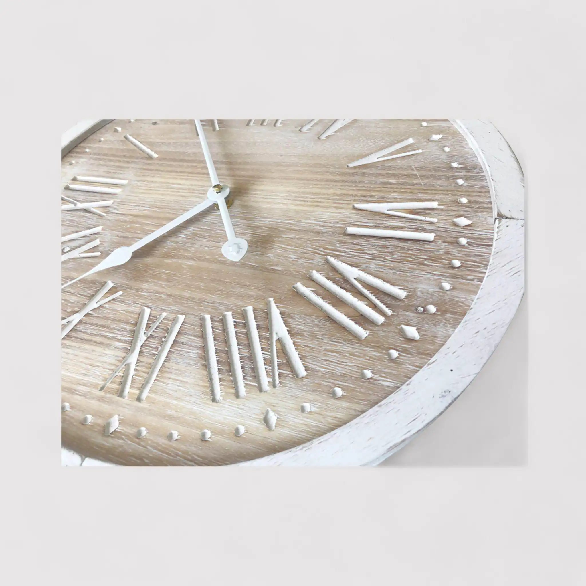 Platano - Orologio da muro rustico color legno chiaro