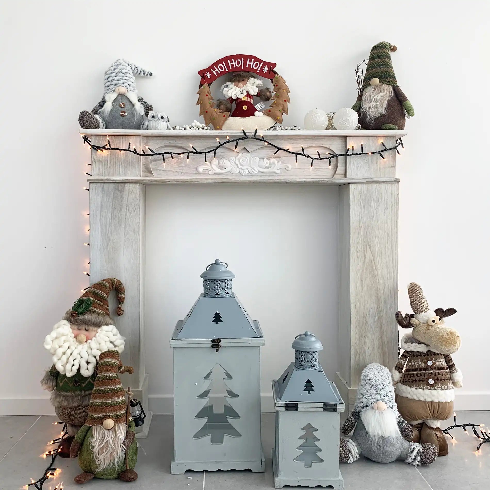 Folletto natalizio grande in stoffa da decorazione