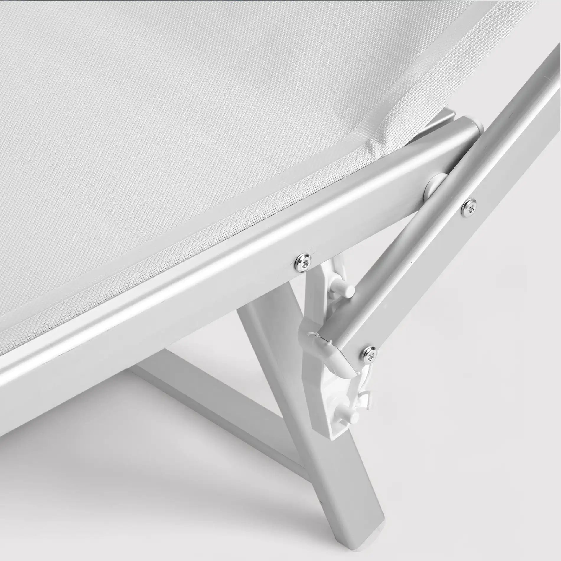 Rungia - Lettino prendisole bianco con tettuccio reclinabile