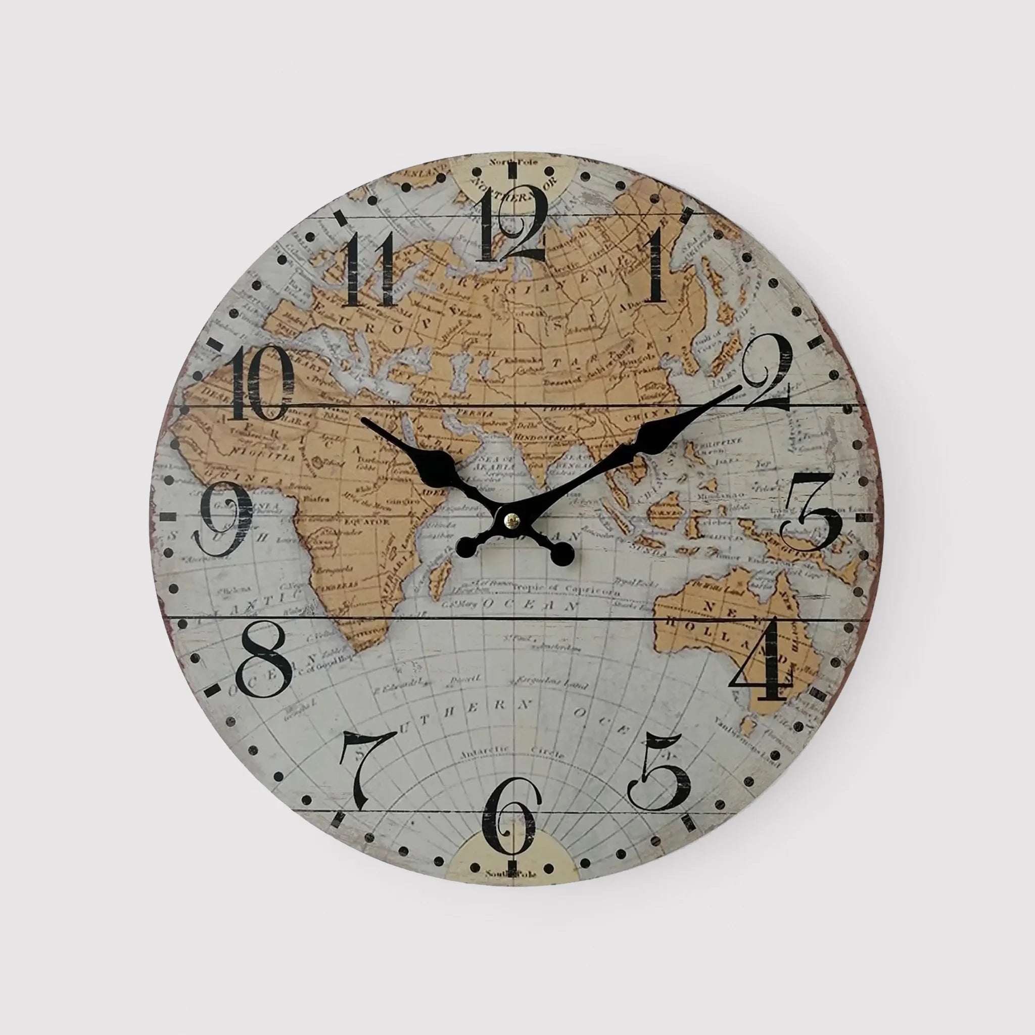 Reloj de pared con mapamundi