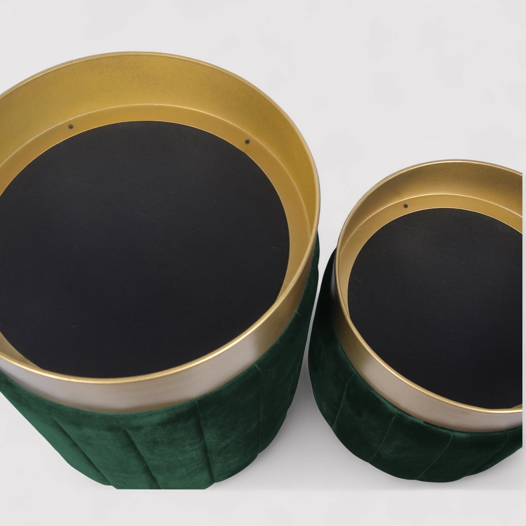 Giunco - Set di 2 pouf in velluto verdi con contenitore