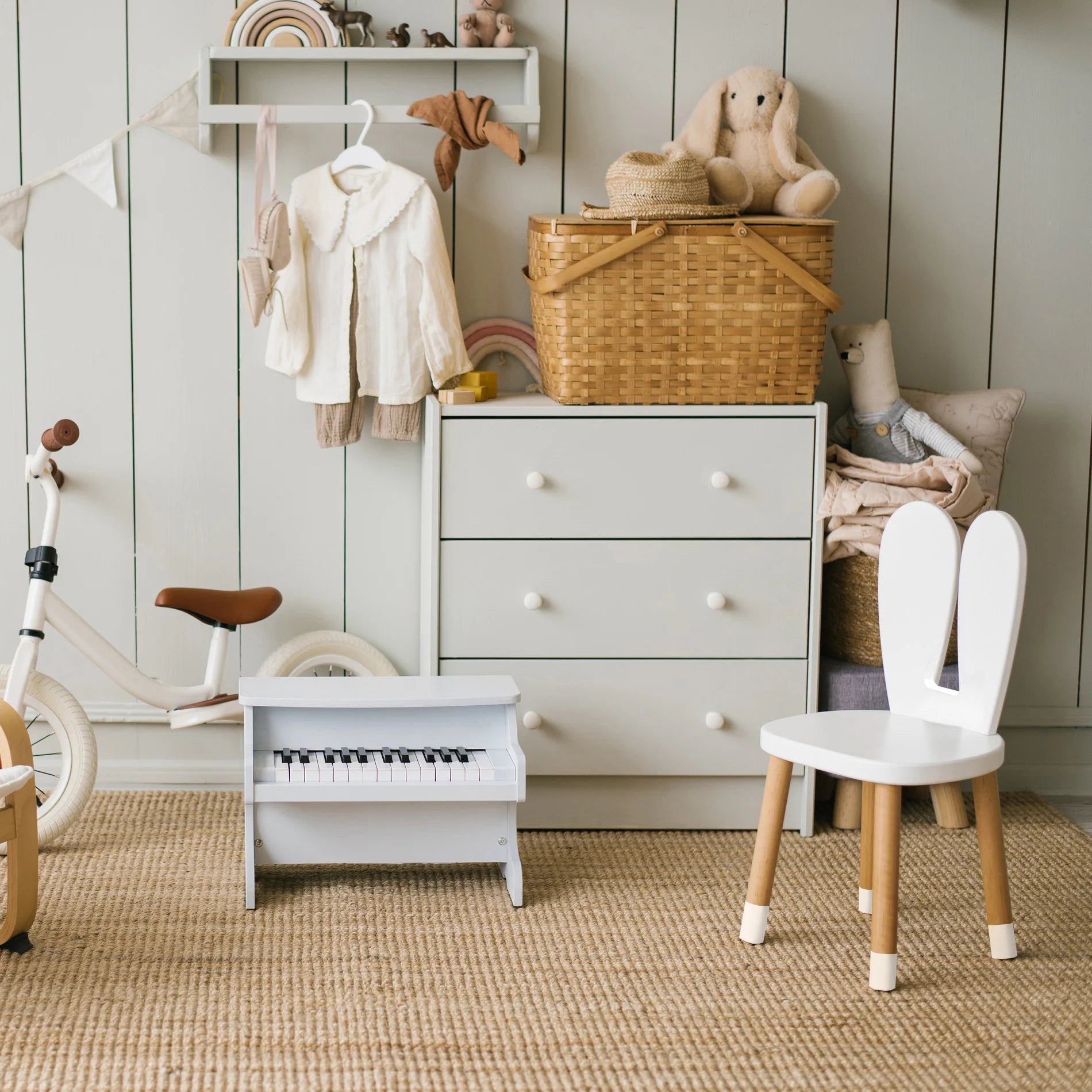 Biancospino - Set tavolino e 2 sedie per bambini