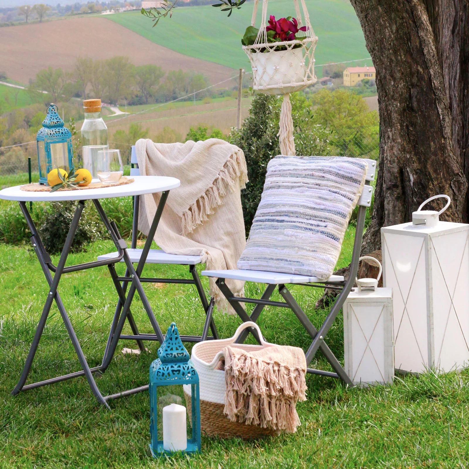 Armud - Cuscino quadrato con fantasia a righe beige e blu