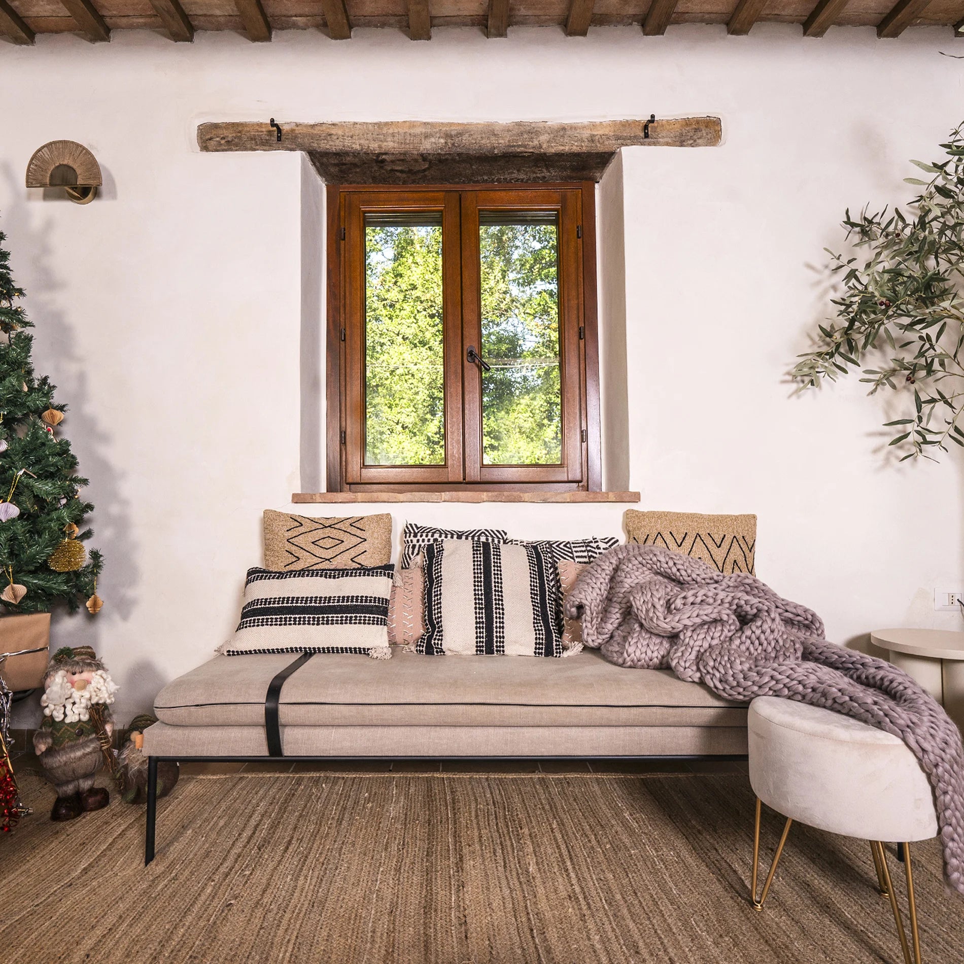 Asplenio - Cuscino decorativo con frange beige e nero 45x45 cm