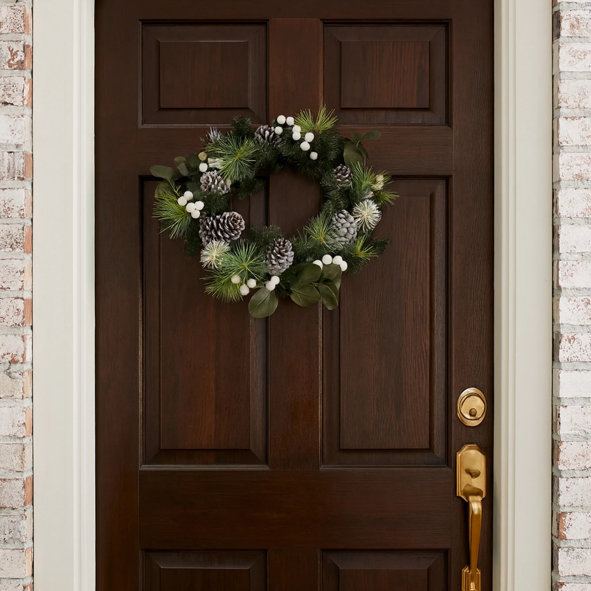 Raflesia - Ghirlanda natalizia decorativa con pigne finte