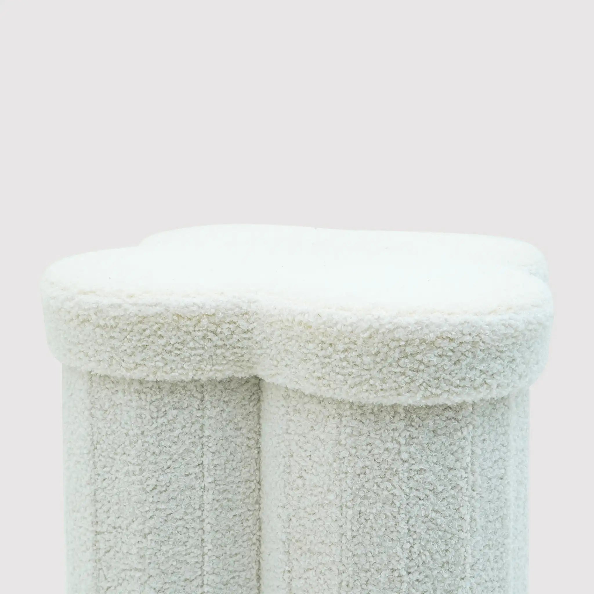 Sufra - Pouf contenitore bianco per cameretta a tema nuvola