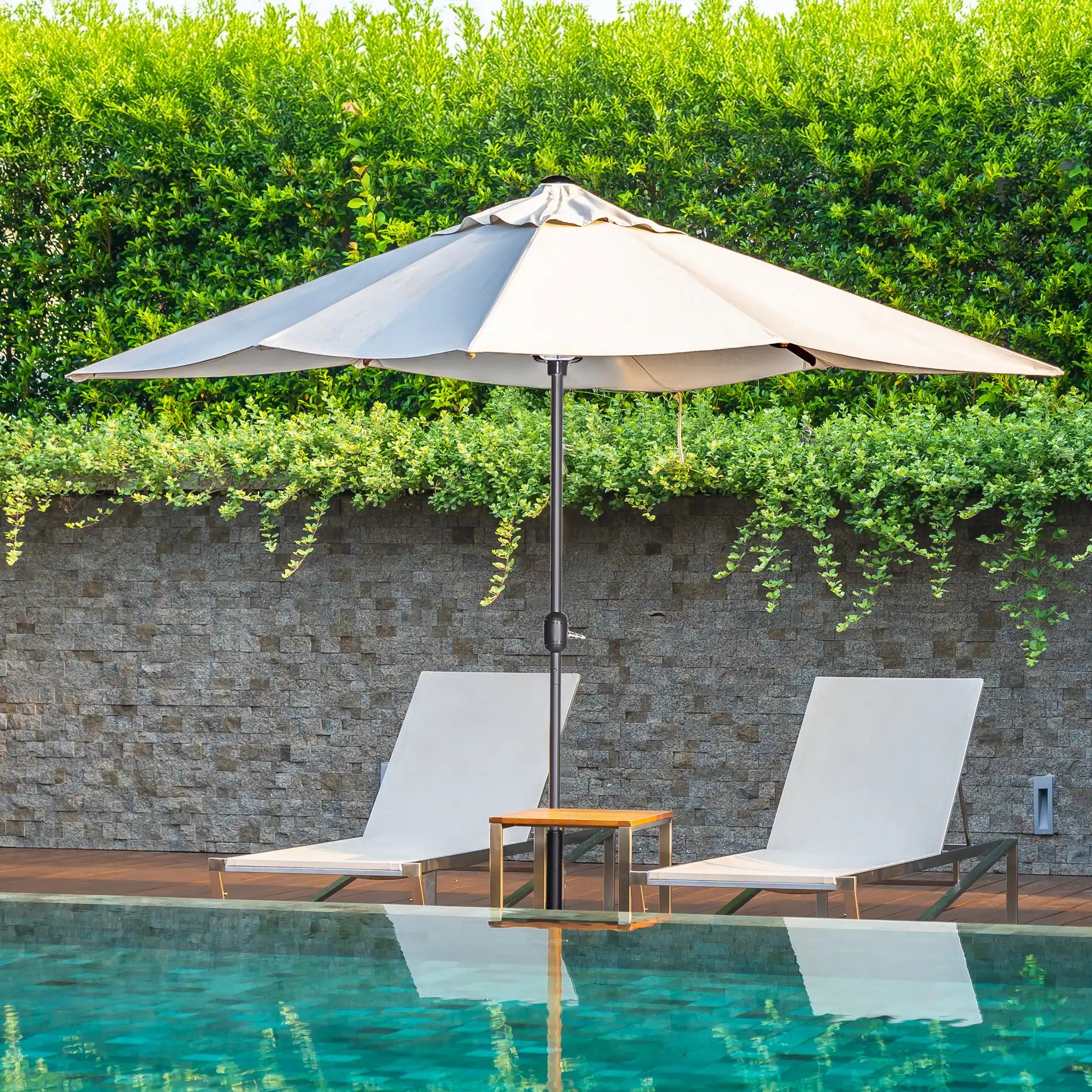 Abuliton - Ombrellone a mezzaluna beige da parete