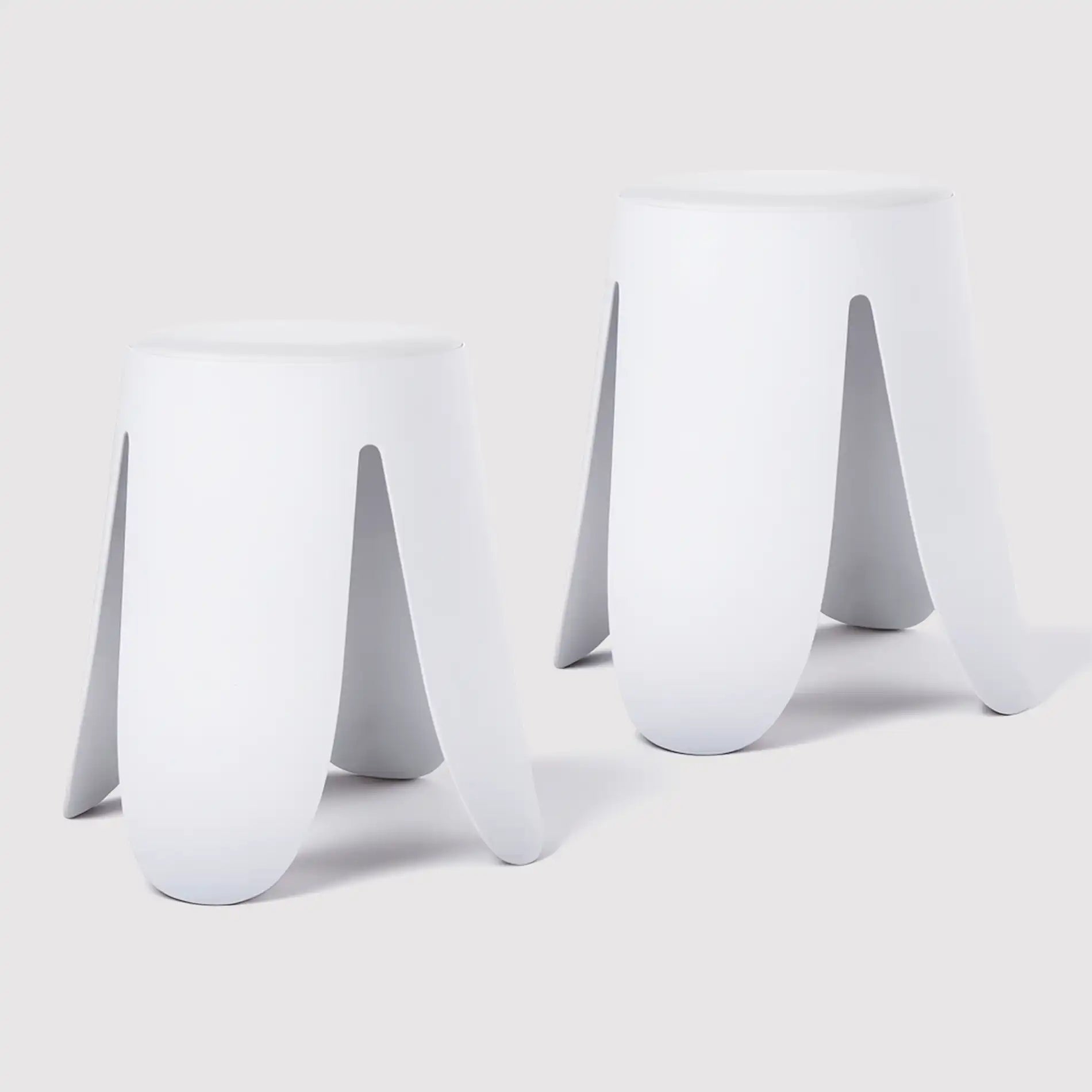 Koten - Set 2 sgabelli moderni bianchi per salotto o cameretta