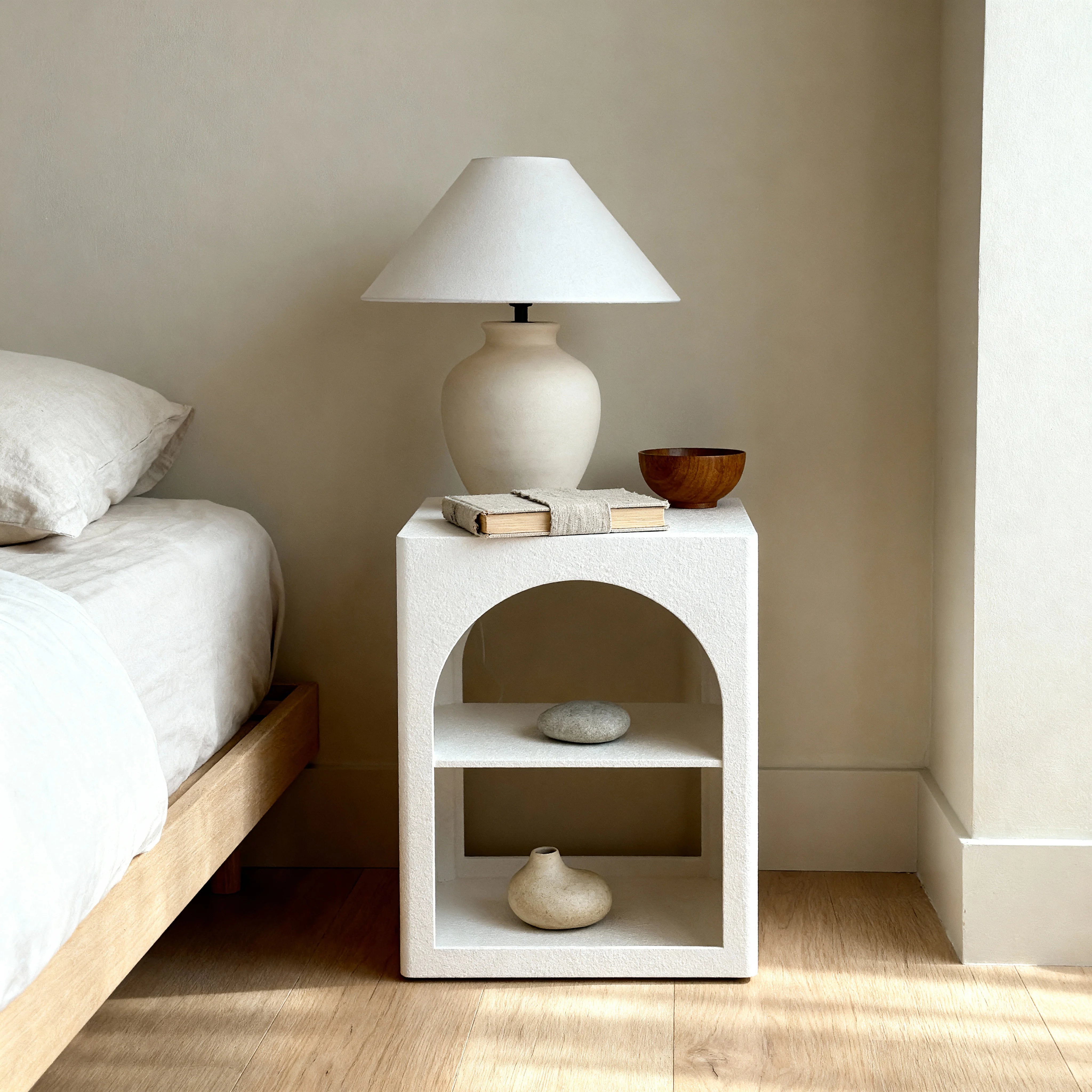Nerina – Moderner Nachttisch aus MDF in Weiß mit 1 Offenem Ablagefach