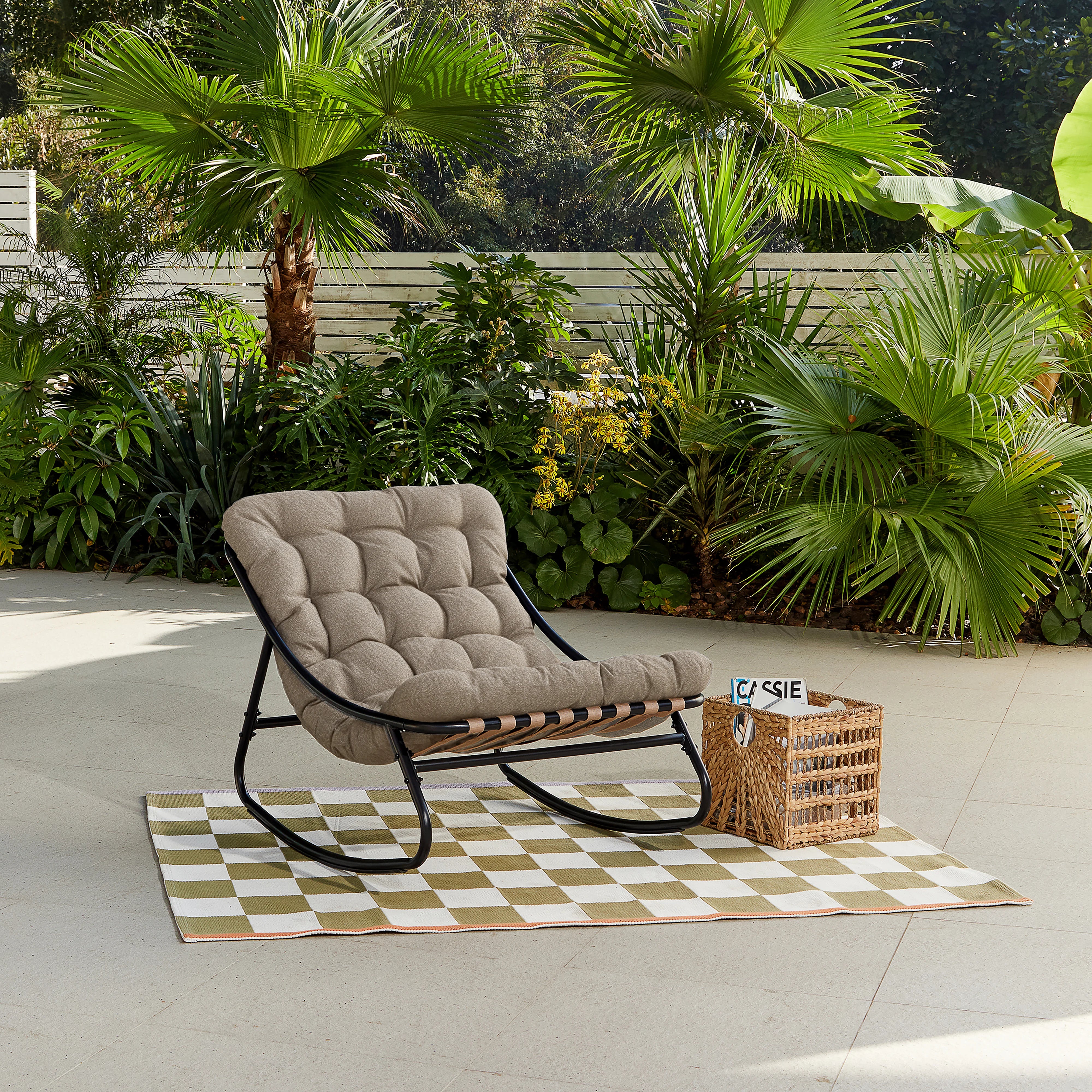 Safar - Sedia a dondolo colore marrone chiaro stile moderno