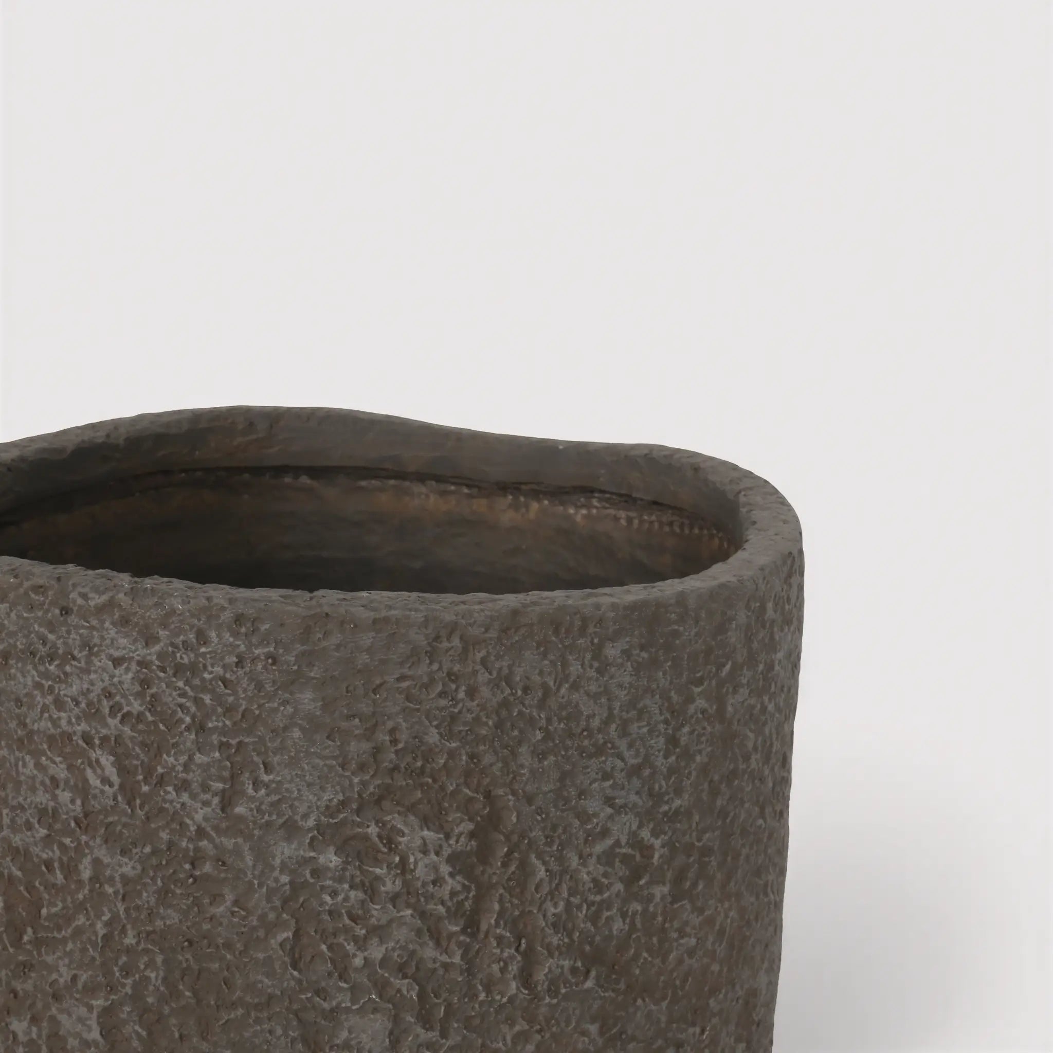 Petalyn - Vaso per piante in MGO marrone stile moderno