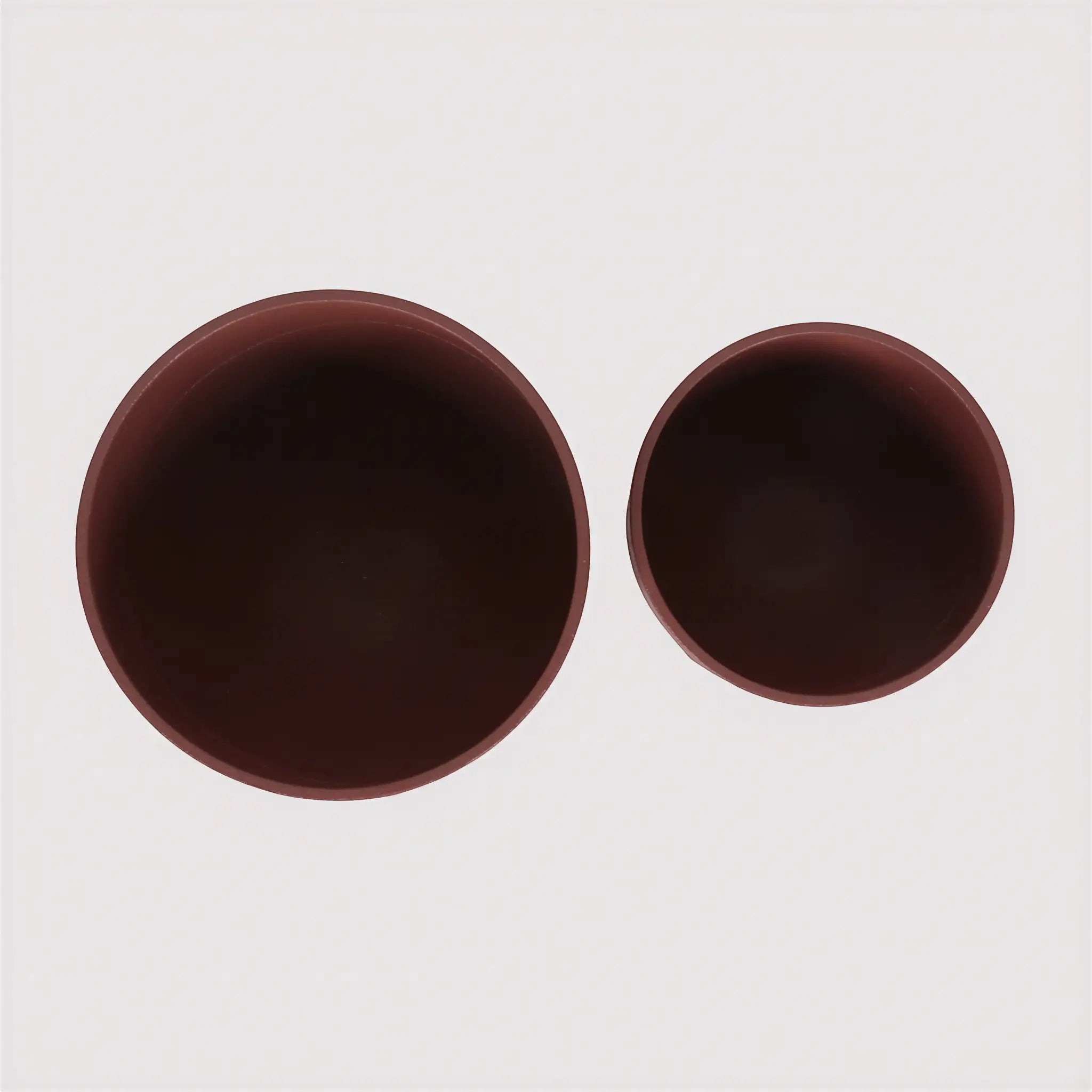 Bromina - Set 2 vasi da Interno in metallo marrone mocha stile moderno