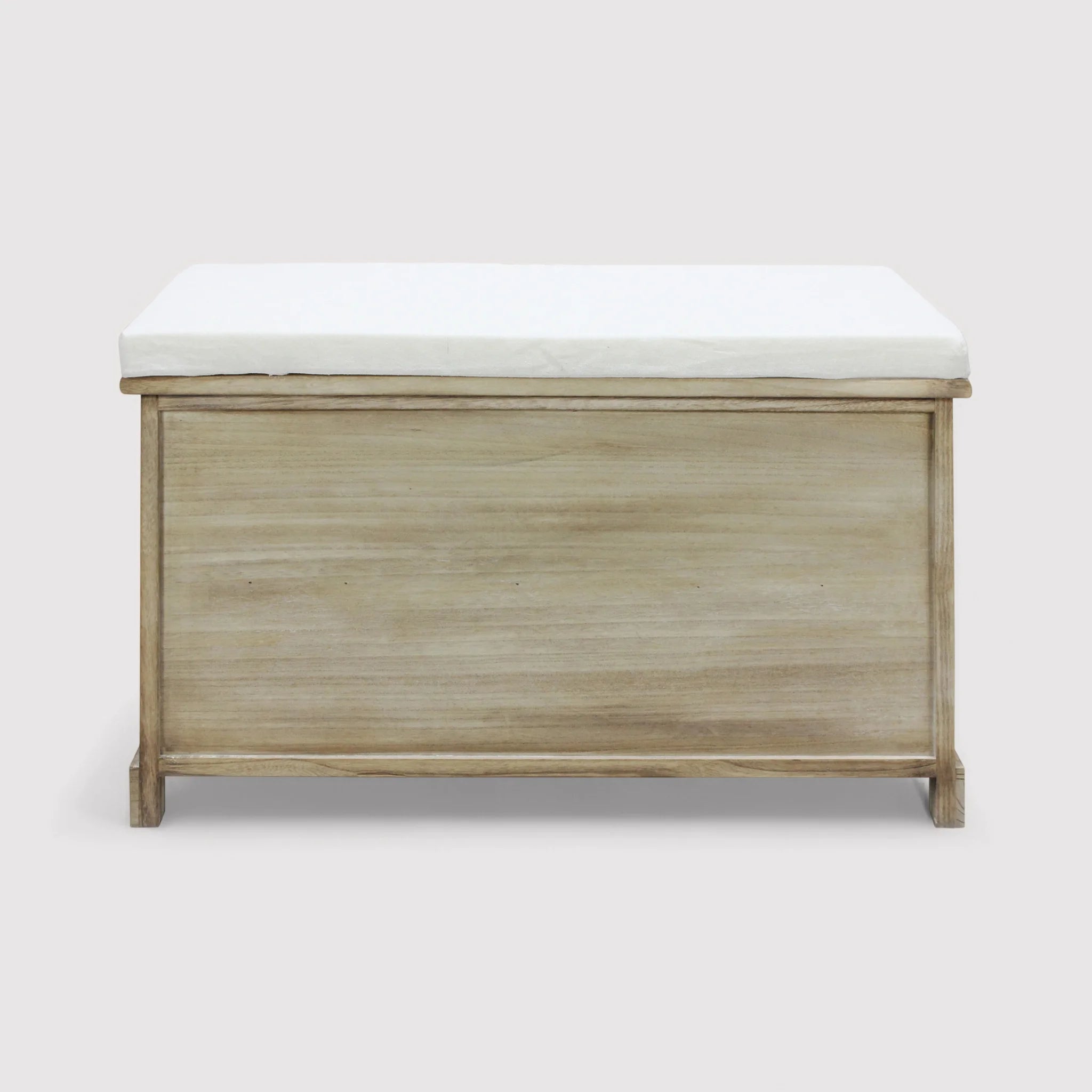 Pecho con cajones decorados y asiento tapizado