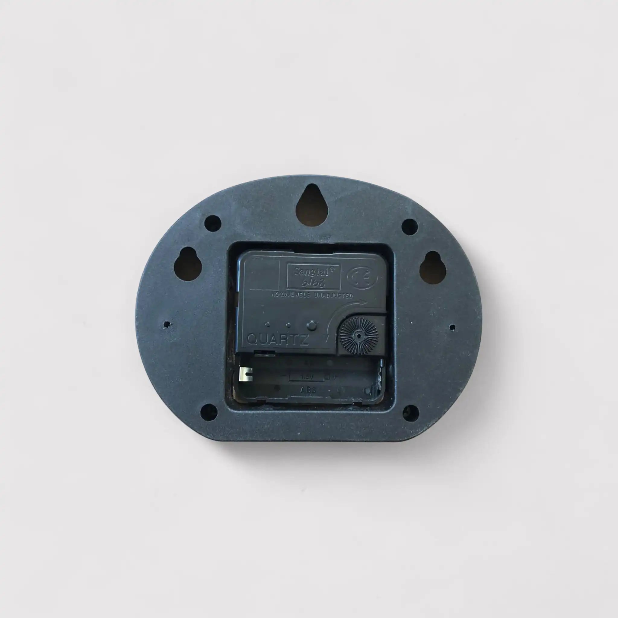 Dittamo - Orologio da muro marrone in stile minimalista