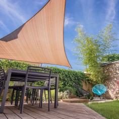 Hosta - Vela parasol triangular de 3x3x3 m para exteriores