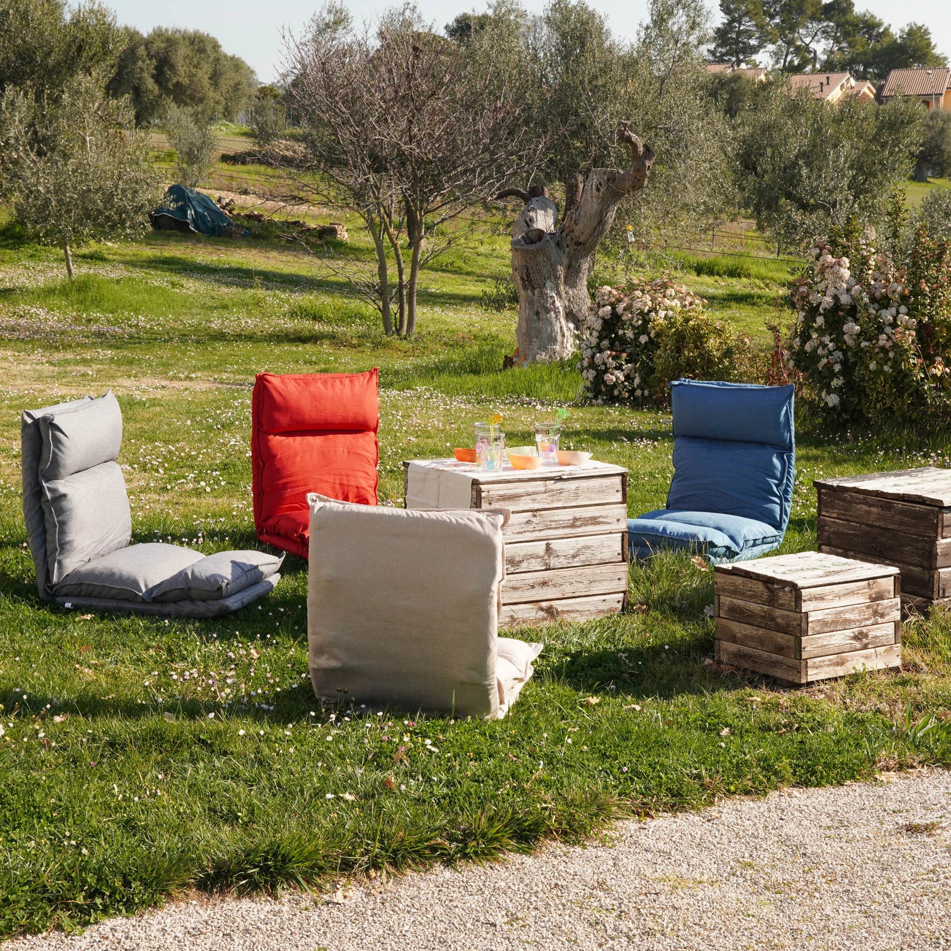 Reseda - Poltrona reclinabile rossa richiudibile