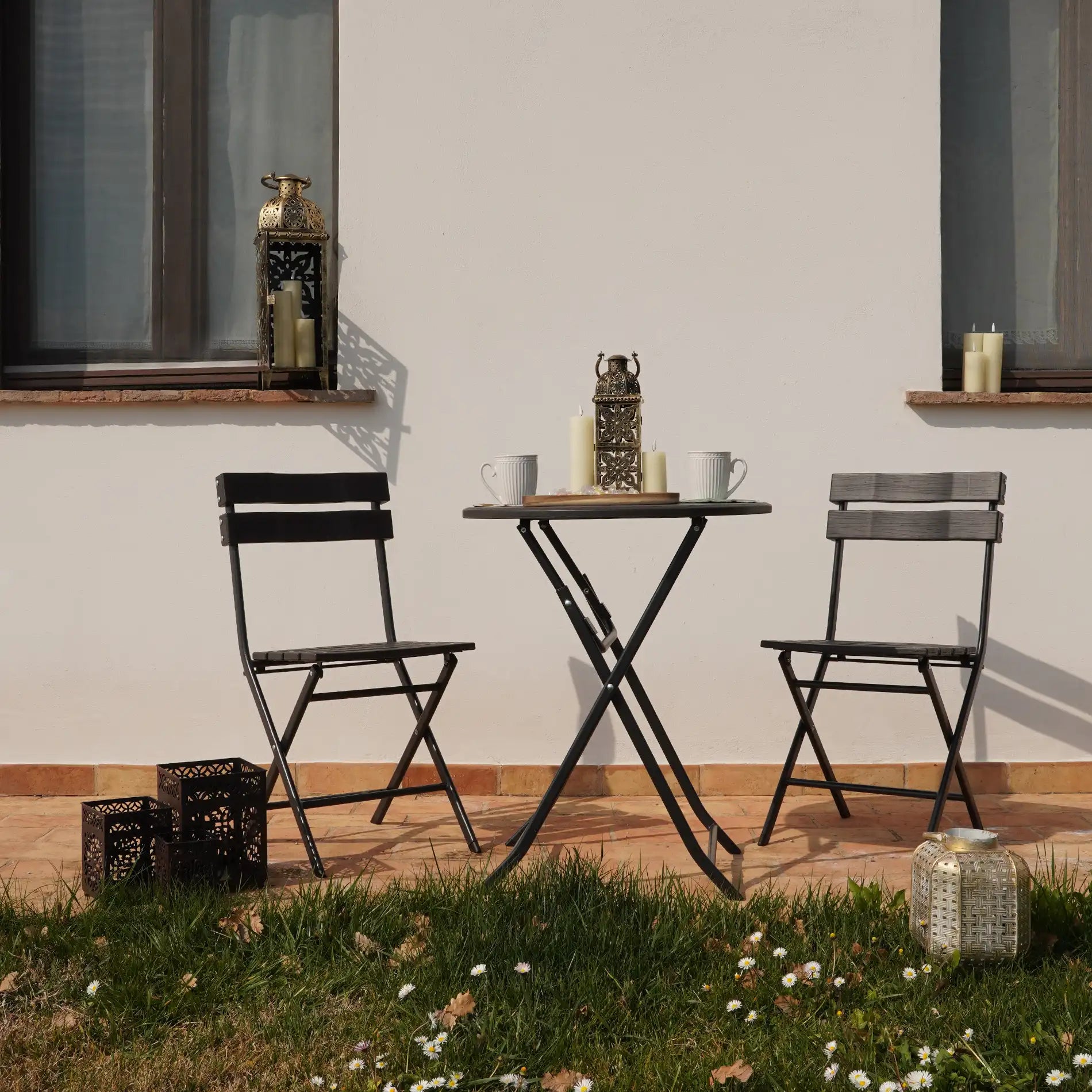 Camelia - Tavolino tondo da esterno pieghevole grigio scuro