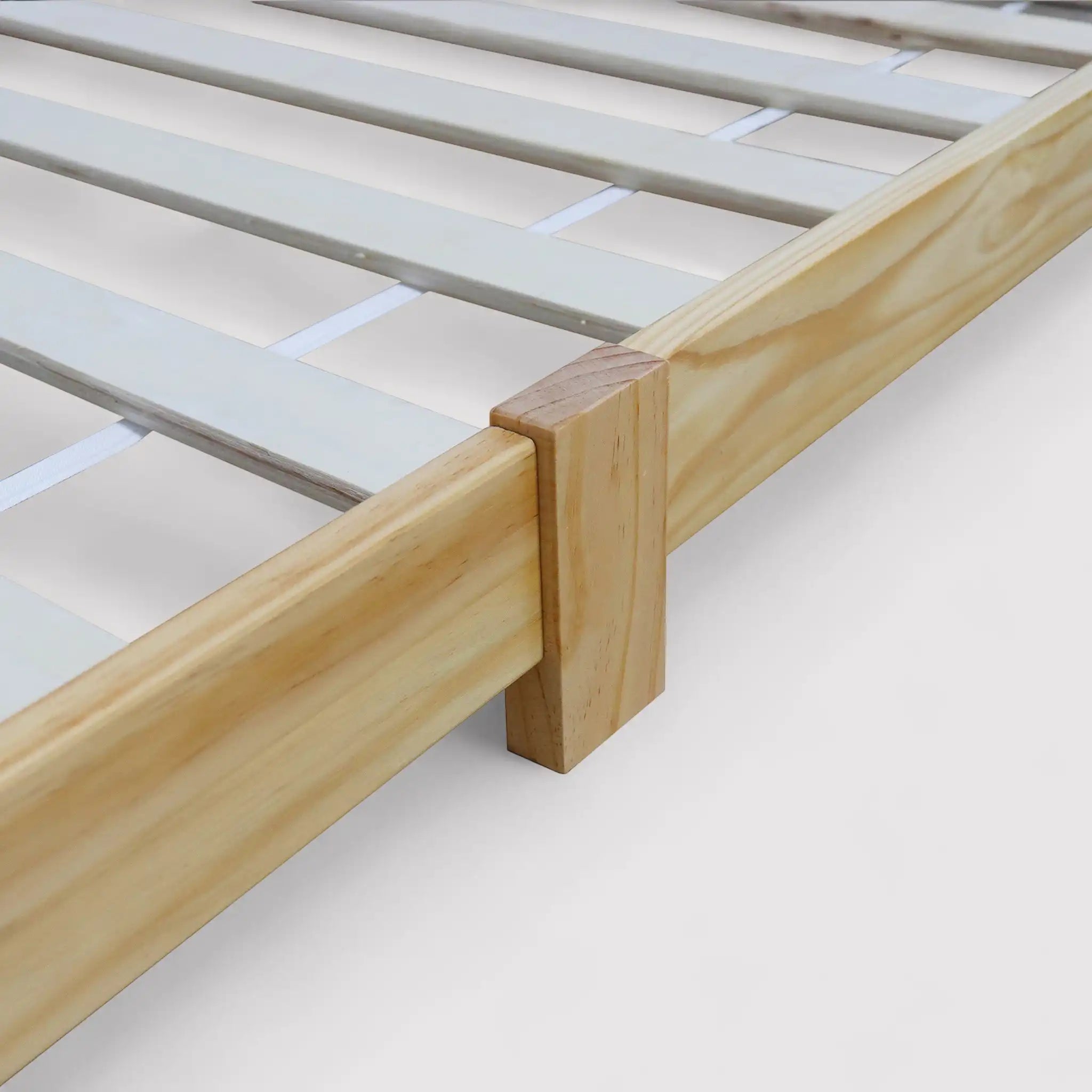 Aptenia - Lettino per cameretta montessoriana 207x97 cm