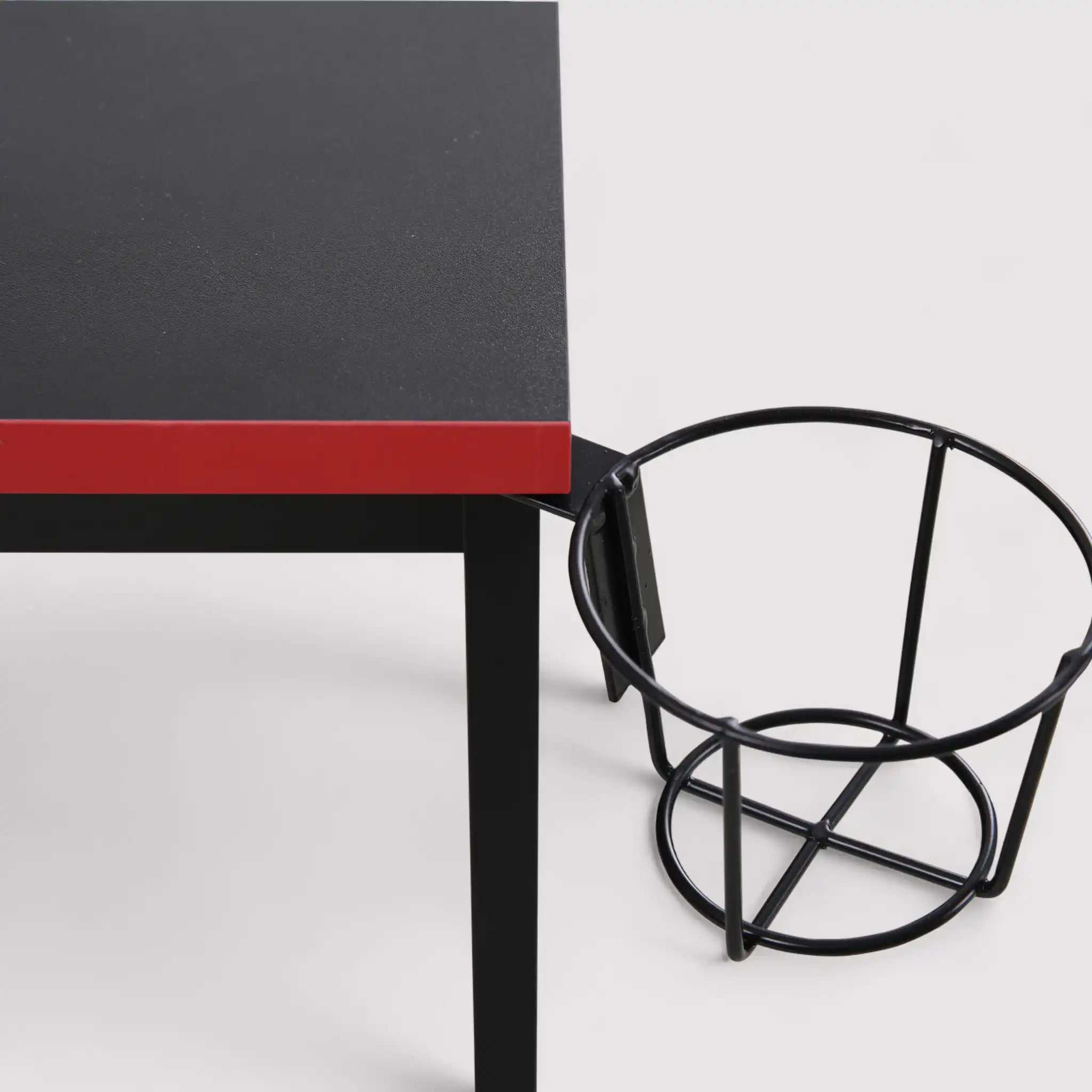 Duranta - Scrivania con vano porta pc per gaming o studio