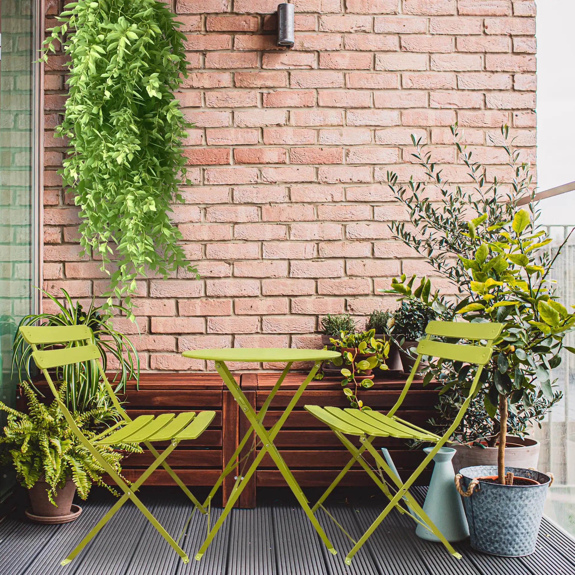 Moabi - Set tavolino e 2 sedie pieghevoli verdi per esterni