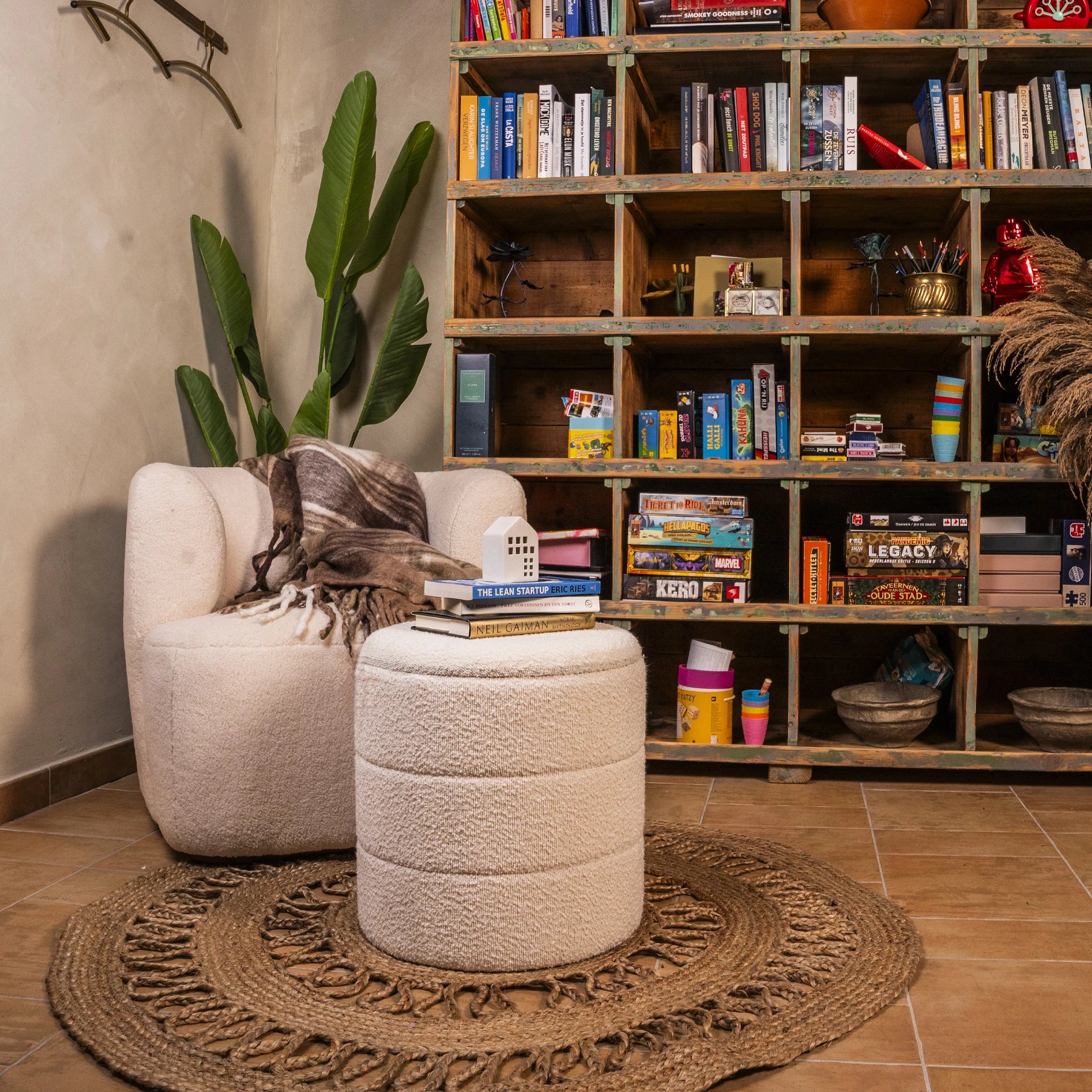 Enula - Pouf bianco rotondo con contenitore