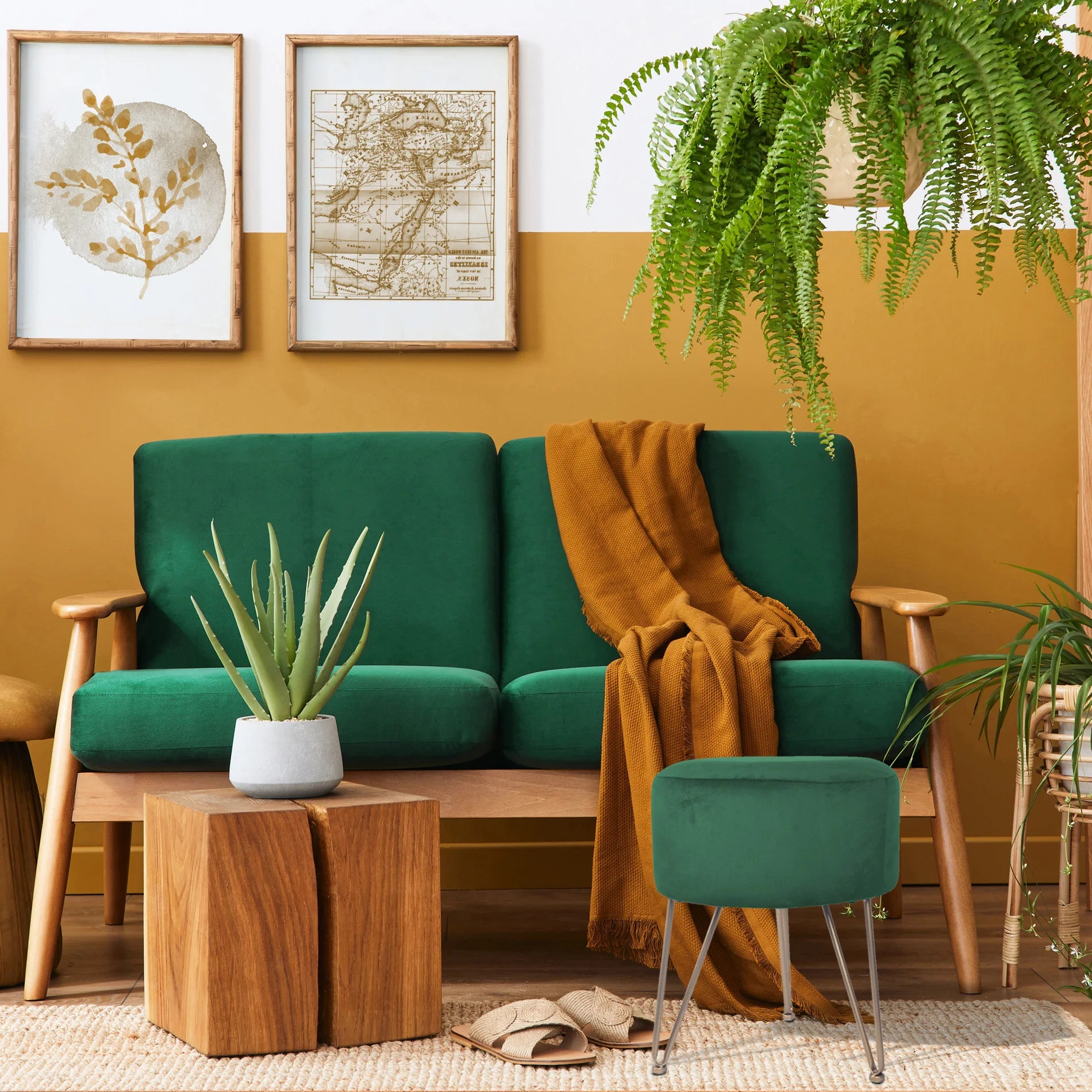 Isatis - Sgabello imbottito verde in stile classico