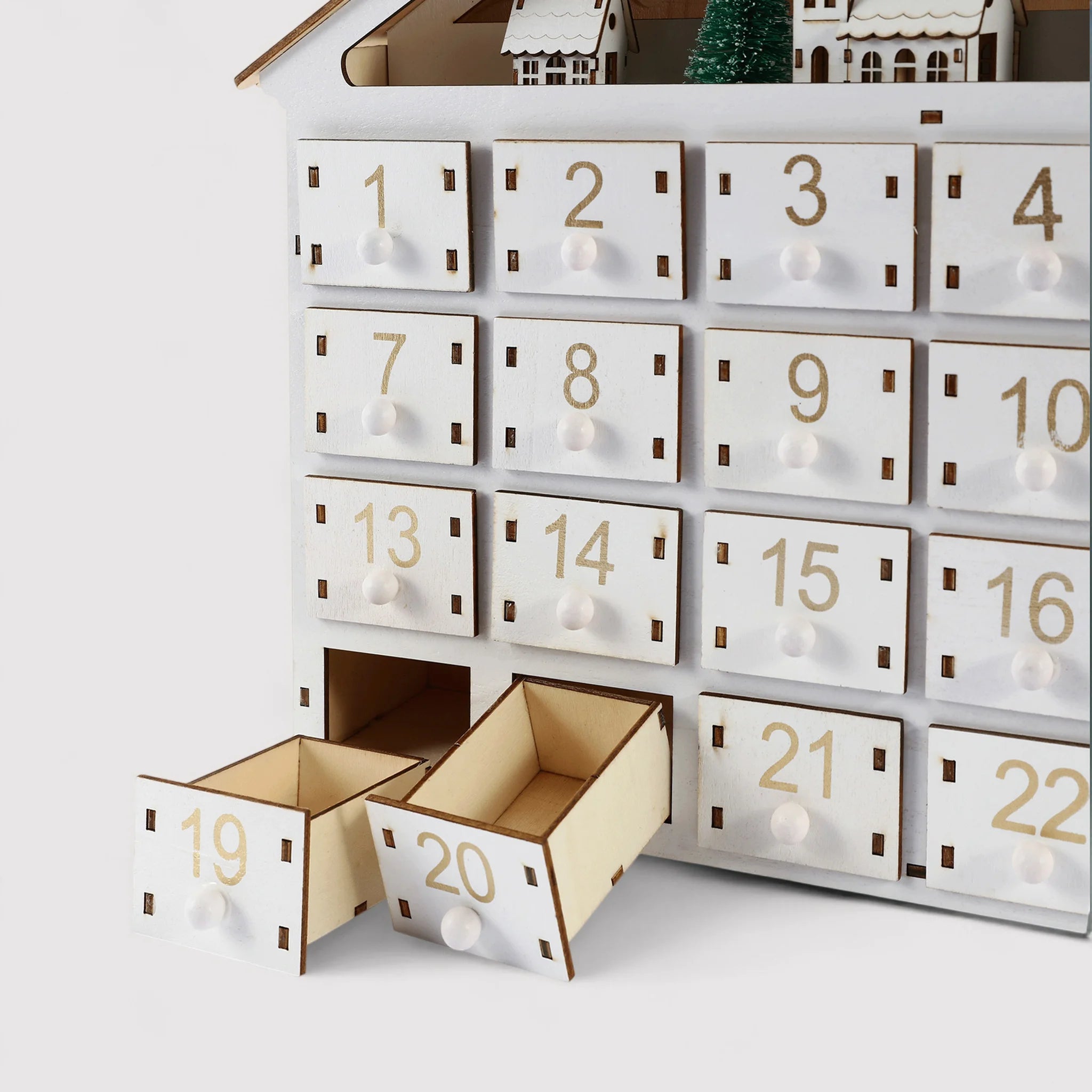 Aristea - Calendario dell'Avvento in legno con luci e cassetti