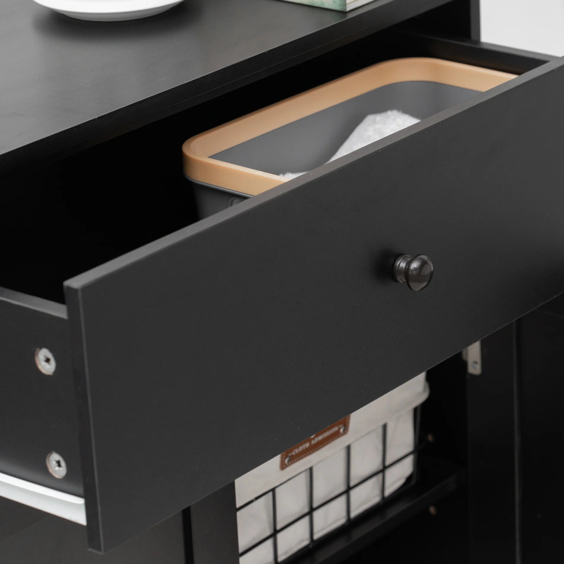 Areca - Piccola credenza nera multiuso in stile moderno