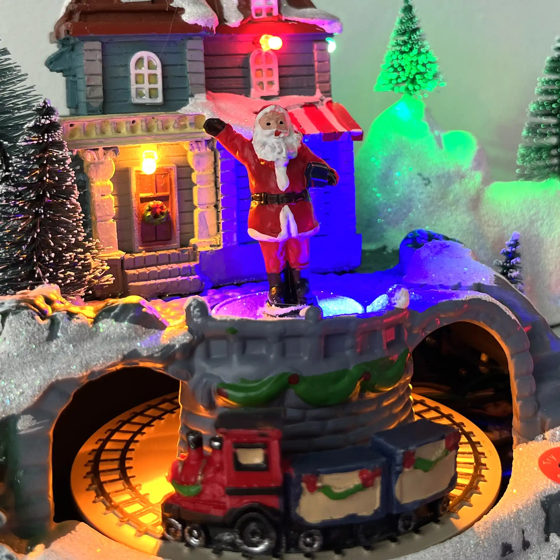 Juglans - Scena di Natale con luci e movimento