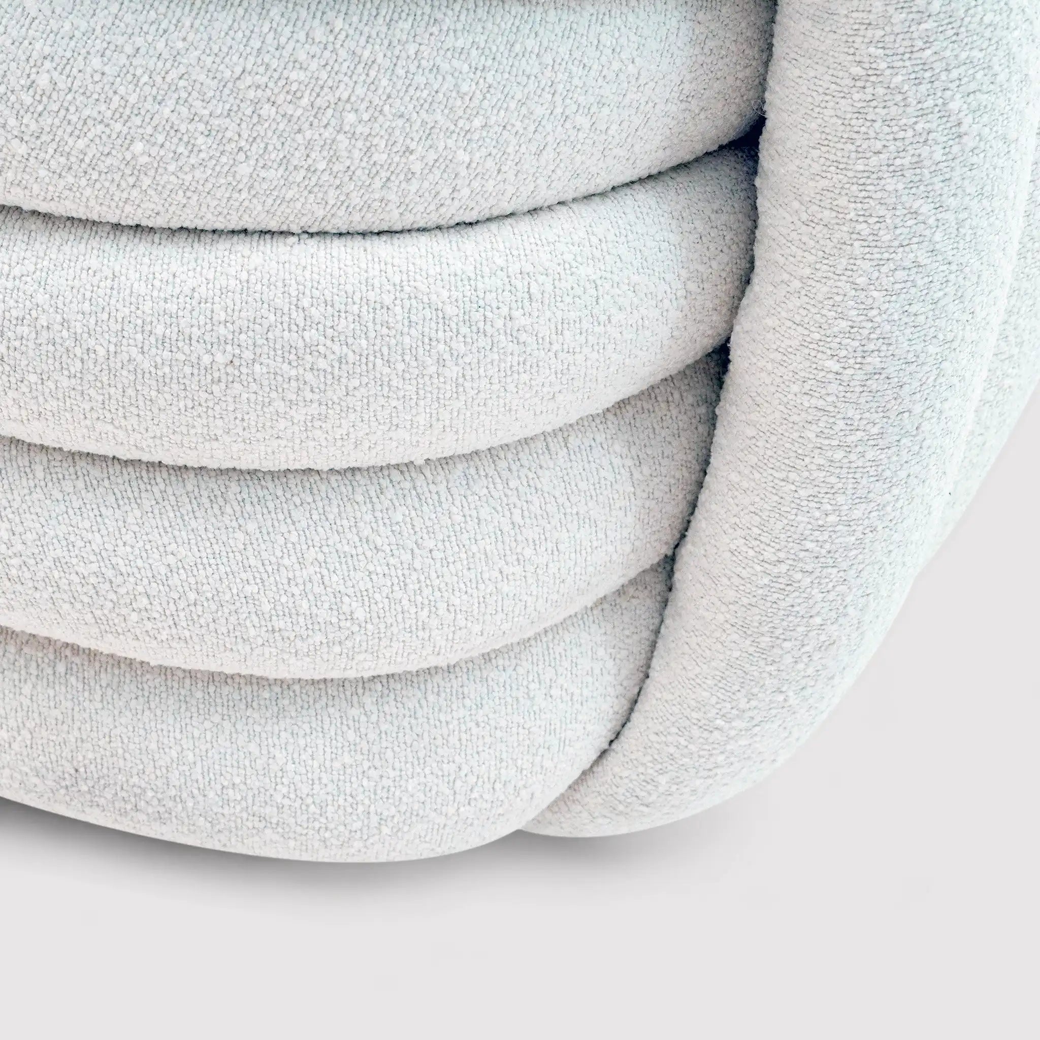 Oyamel - Pouf poggiapiedi bianco a gomitolo