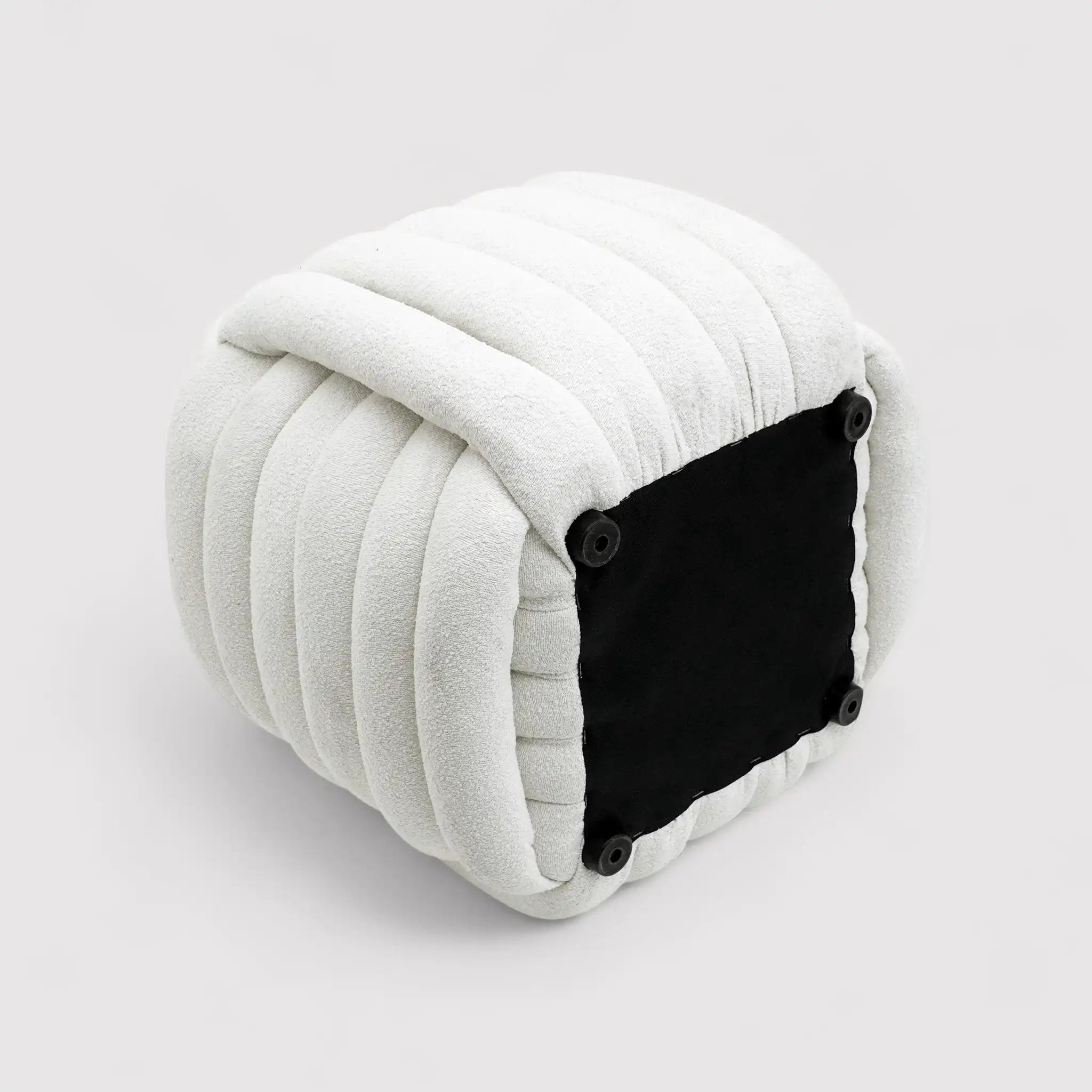 Oyamel - Pouf poggiapiedi bianco a gomitolo