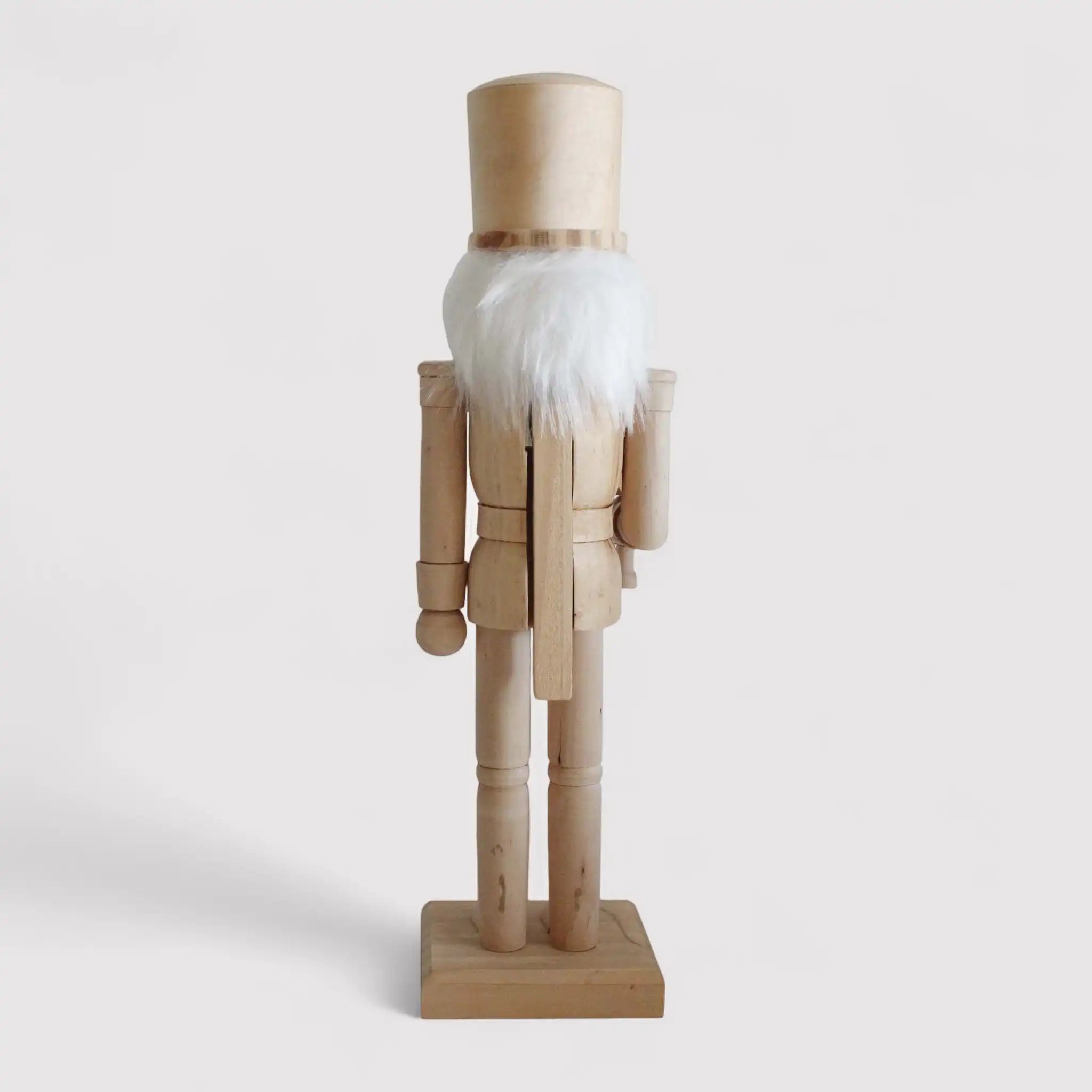 Zadie - Statua schiaccianoci di Natale bianco e marrone