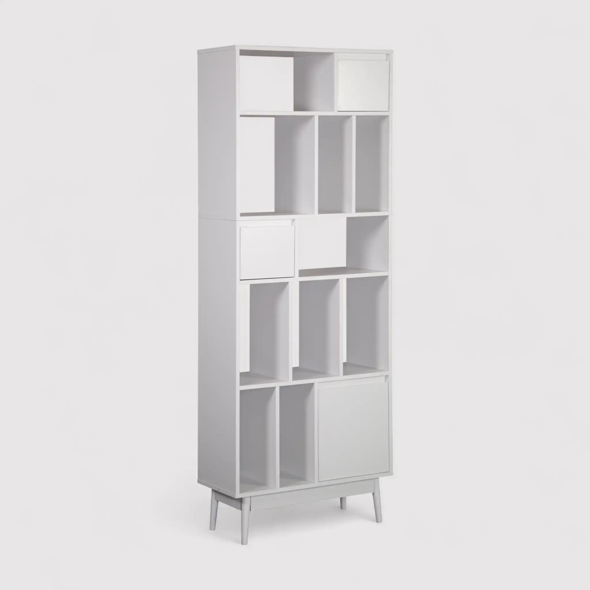 Mawar - Libreria design alta bianca con 5 ripiani e 13 vani