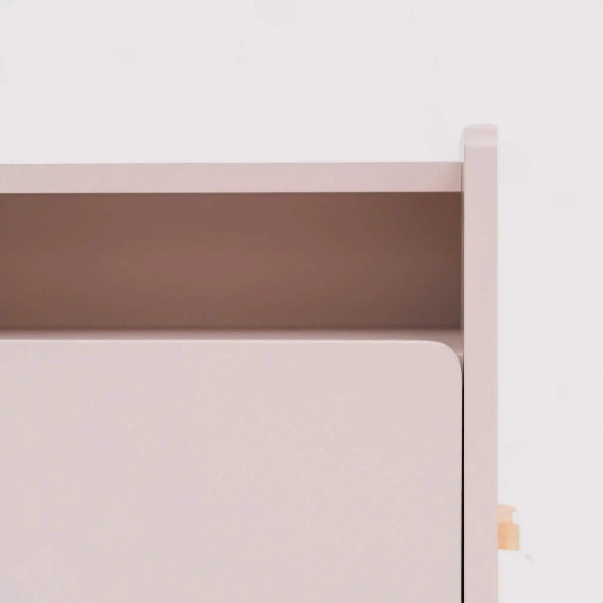 Rasam - Comodino rosa con 2 ripiani e 1 cassetto per camerette