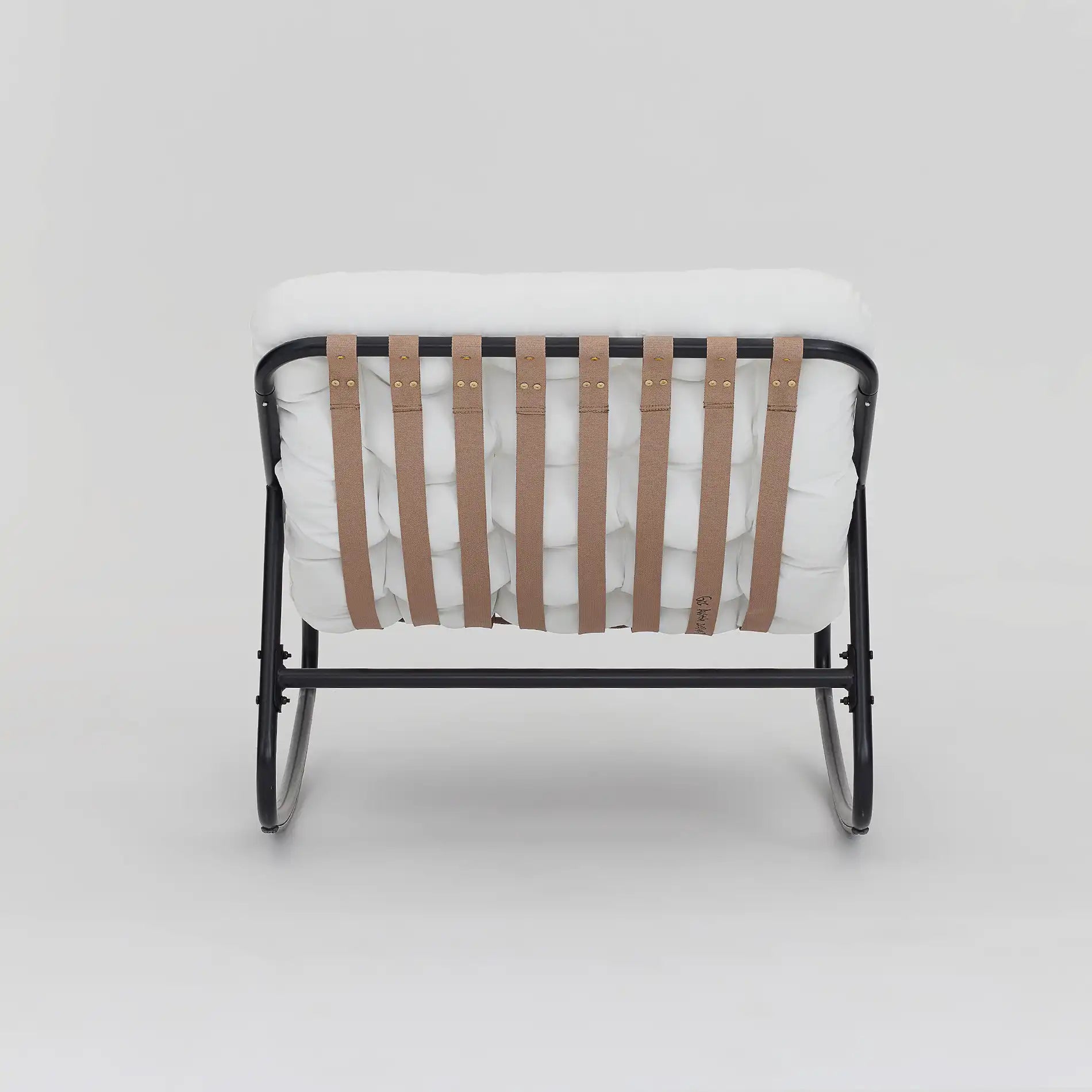 Qatran - Poltrona relax a dondolo moderna da esterno