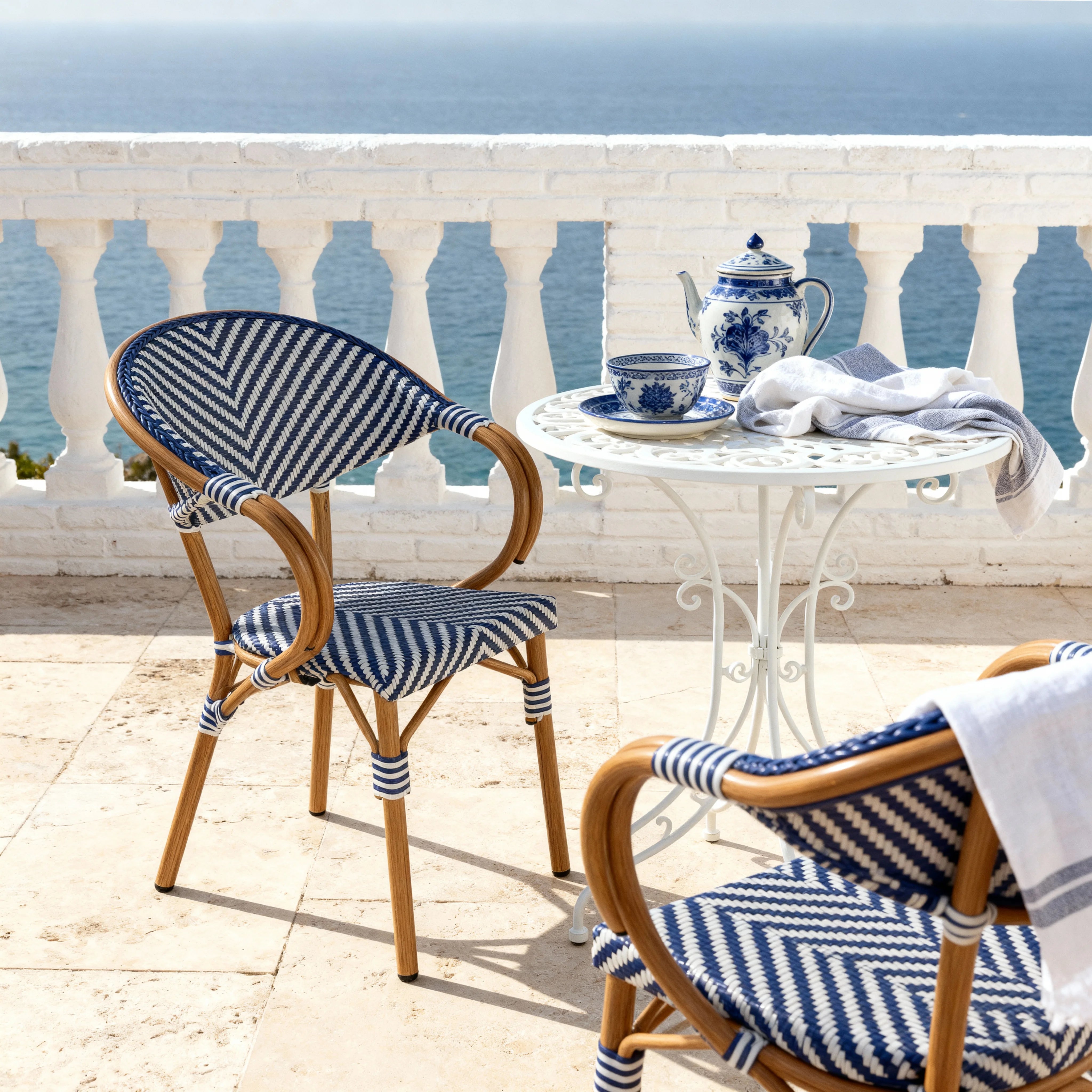 Belladonna - Set 2 Sedie da giardino impilabili bianco blu classico