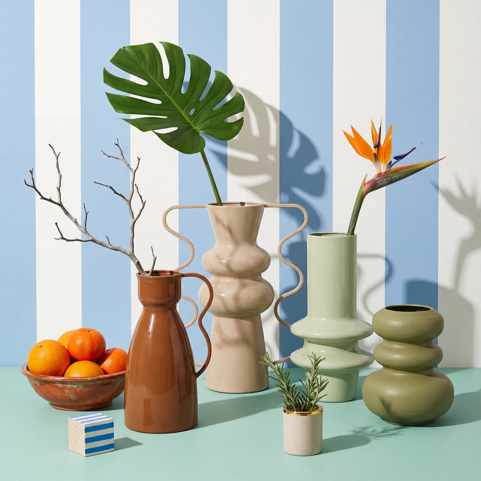 Virella - Vase à Fleurs Décoratif en Métal Orange Style Moderne