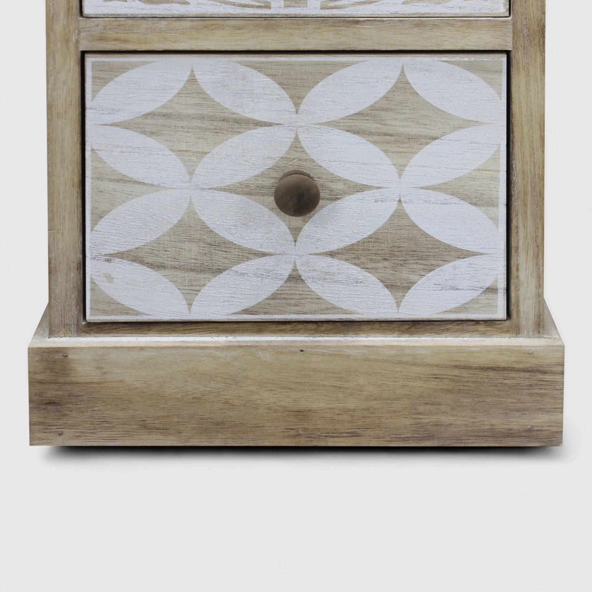 Commode en bois blanc avec 4 tiroirs décorés