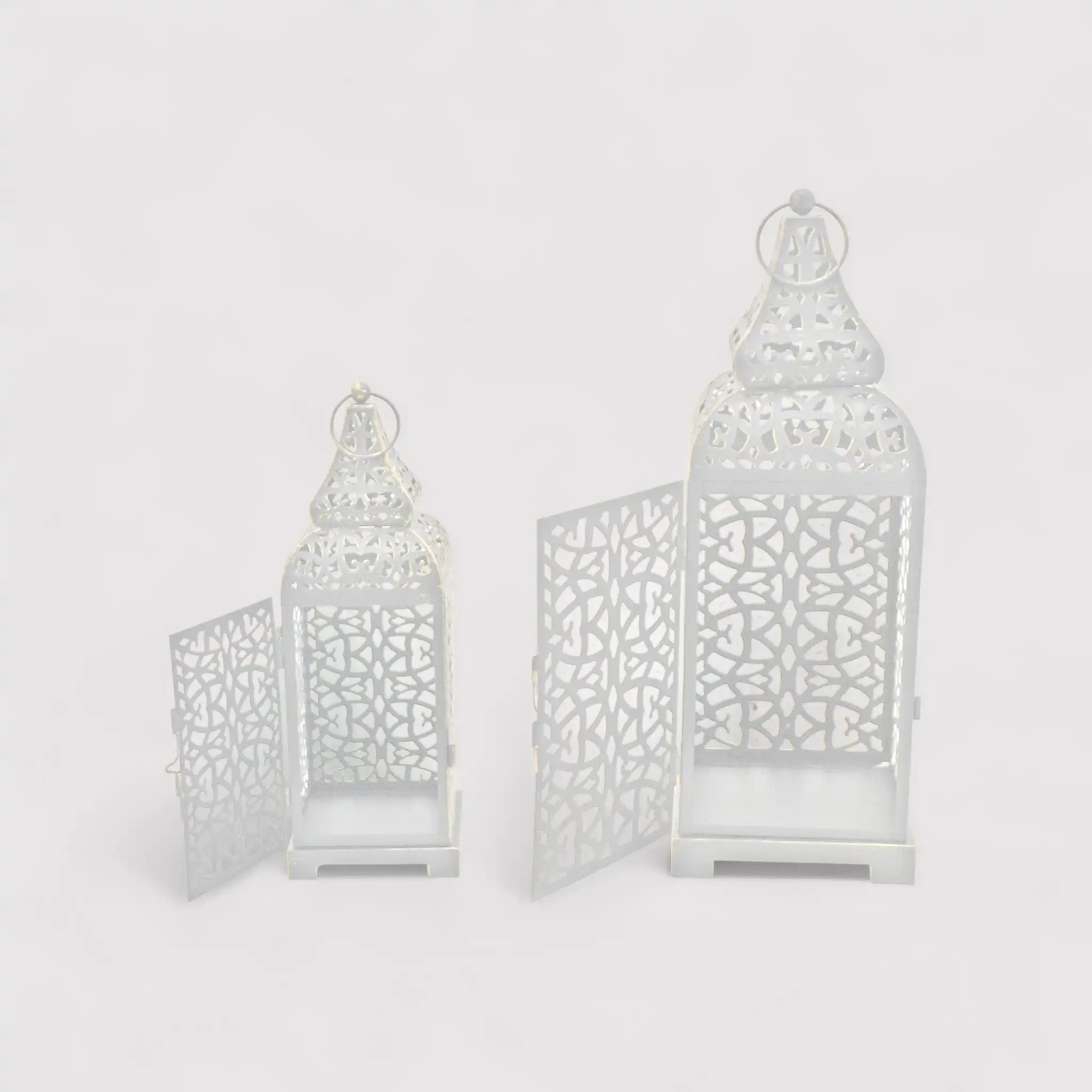 Palay - Set di 2 lanterne bianche in metallo intagliato