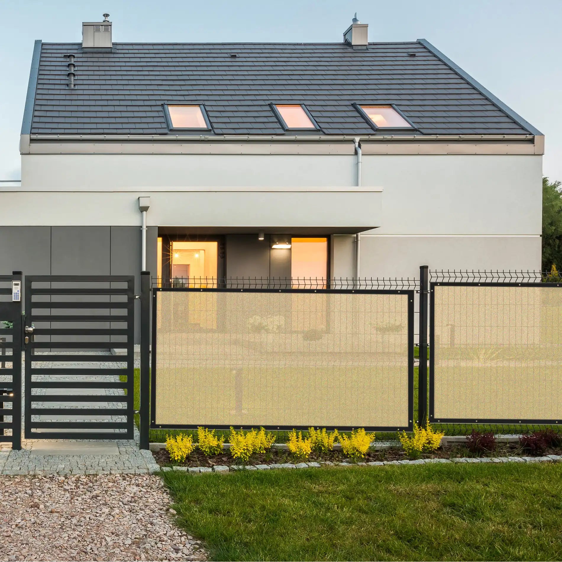 Pervinca - Frangivista da giardino beige