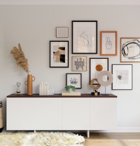 How to decorate the entrance wall: 3 practical and original ideas